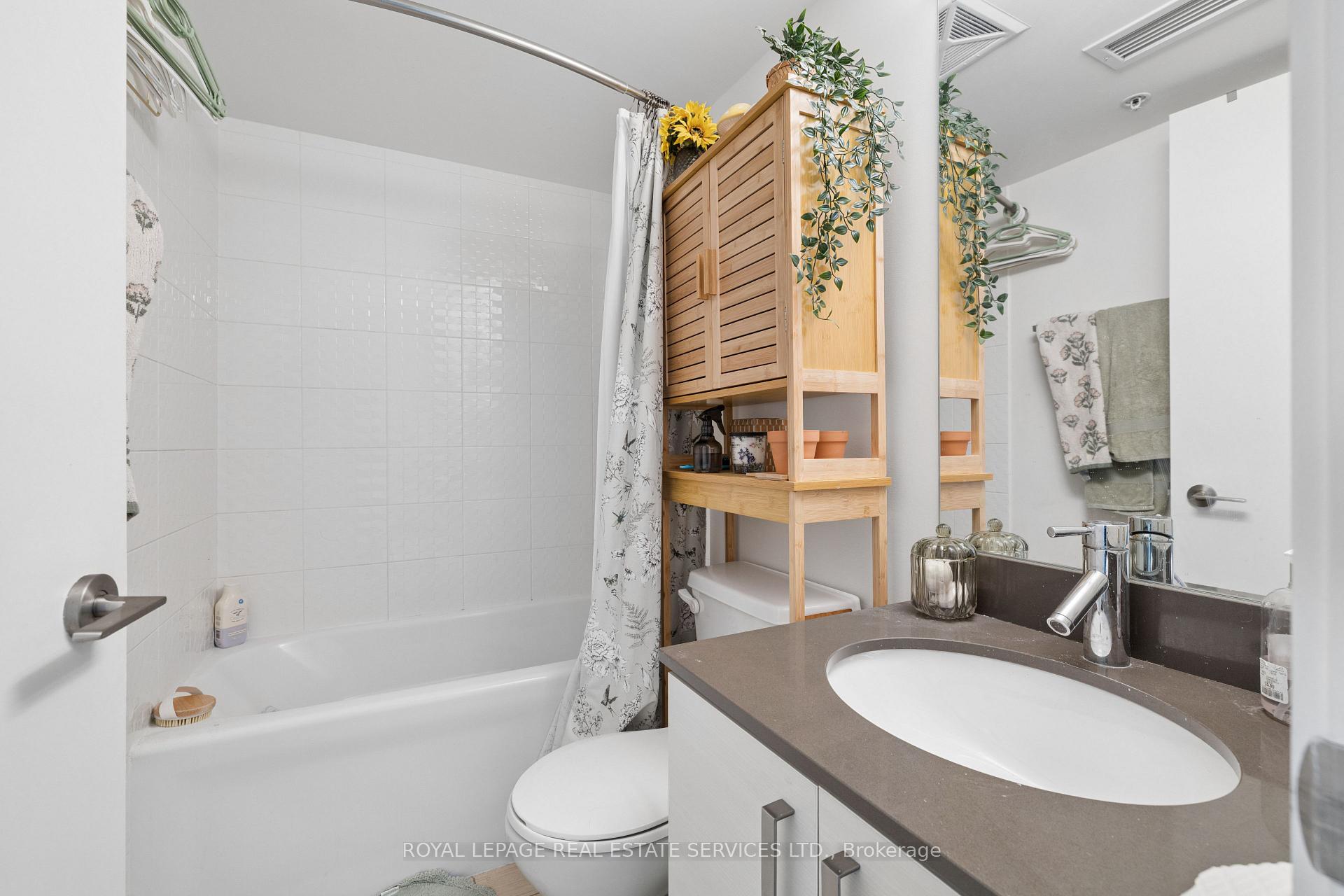 Photo 20 of Unit 1908, 68 Abell Street, Toronto, Little Portugal — HOMEH