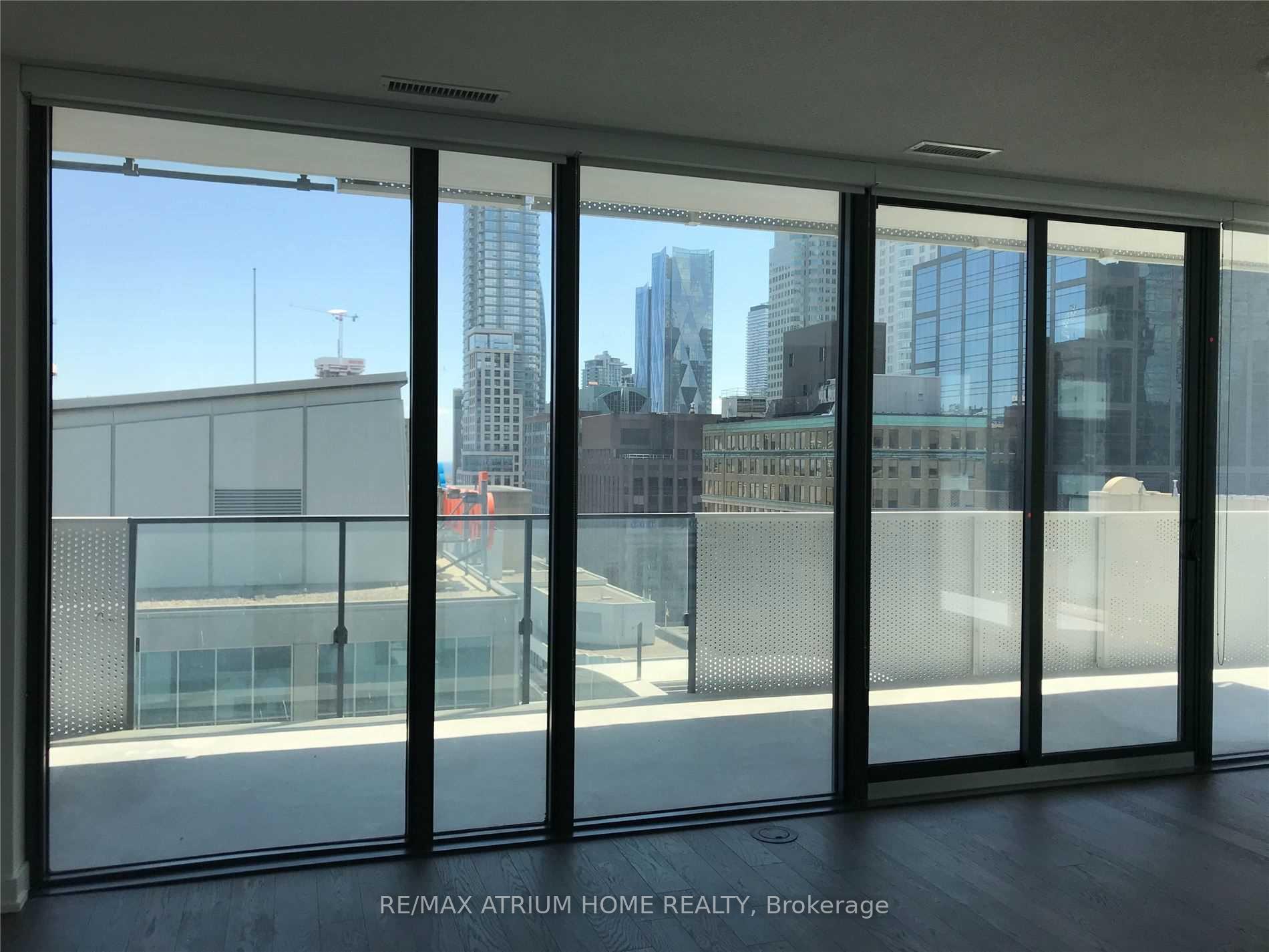 Photo 4 of Unit 2105, 25 Richmond Street E, Toronto, Church-Yonge Corridor — HOMEH