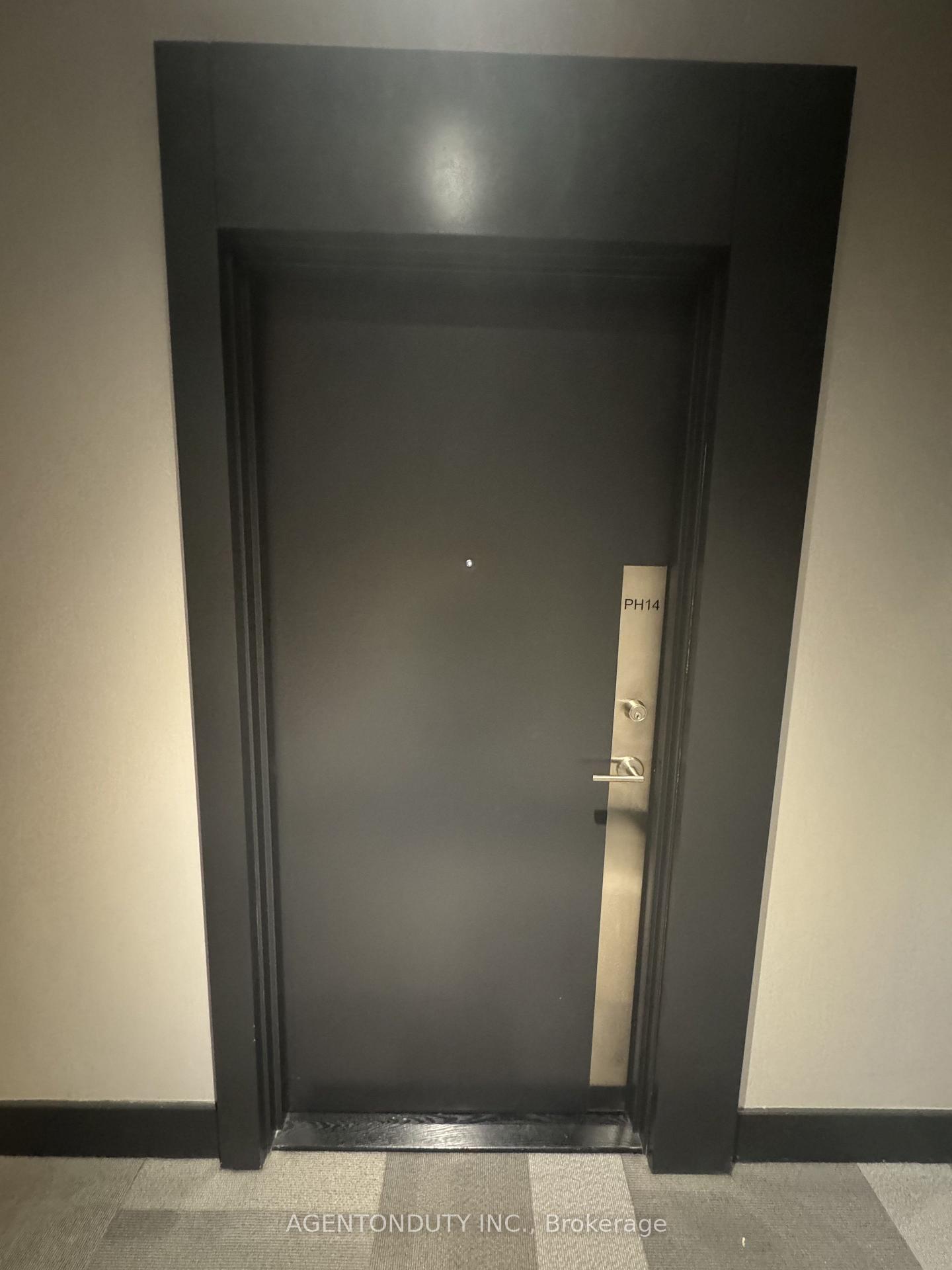 Photo 2 of Unit PH14, 7895 Jane Street, Vaughan, Concord — HOMEH