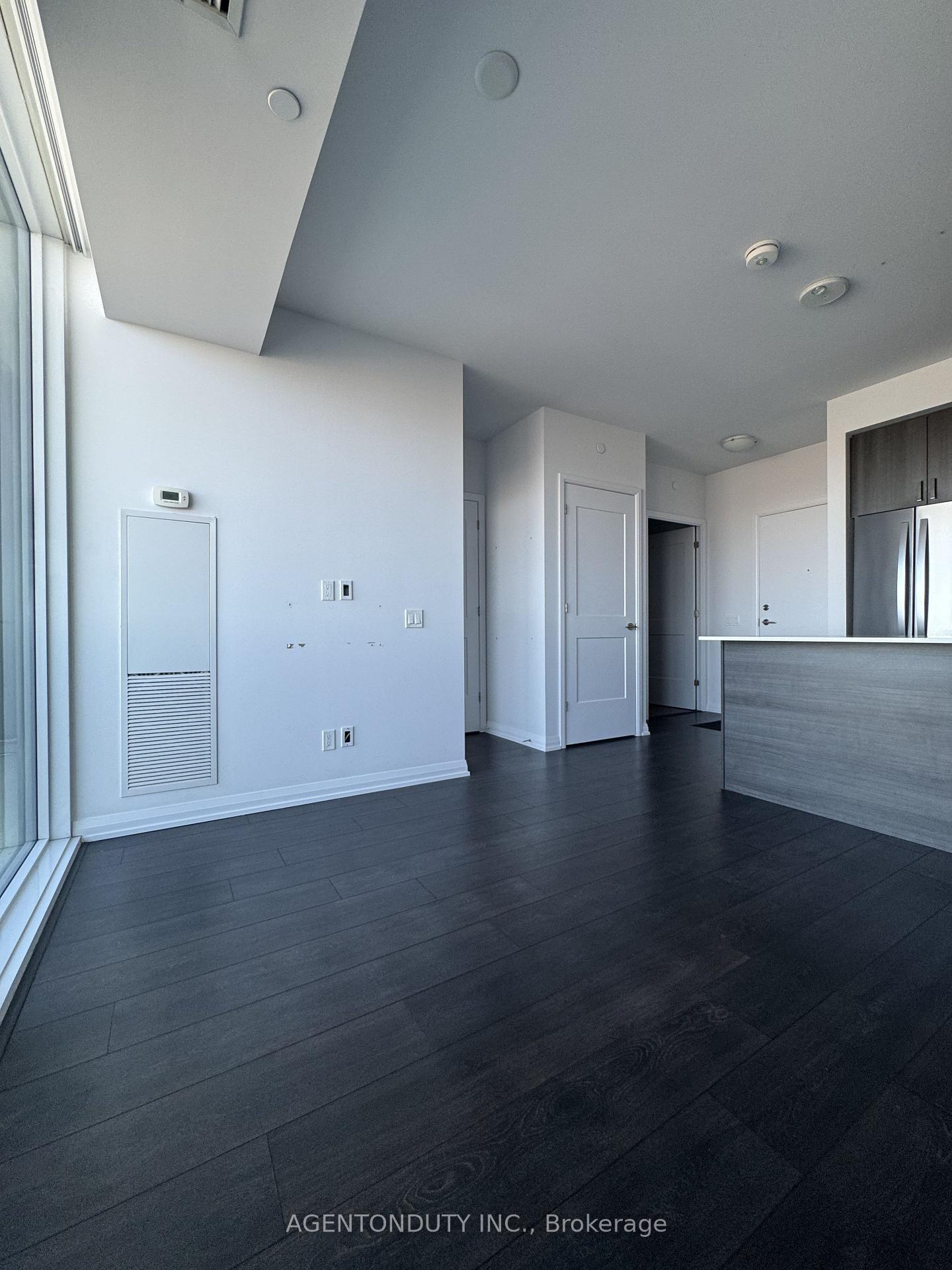 Photo 19 of Unit PH14, 7895 Jane Street, Vaughan, Concord — HOMEH
