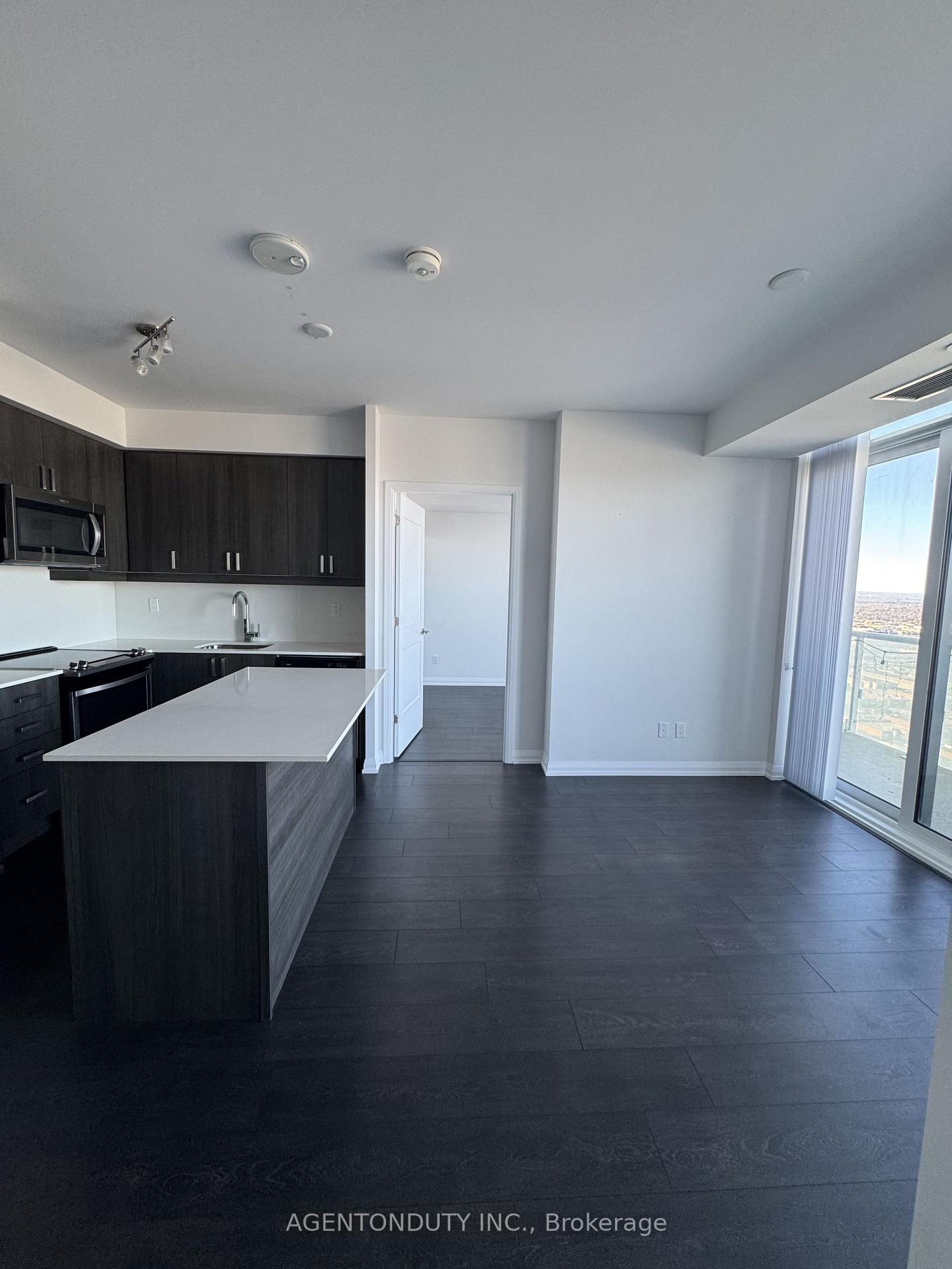 Photo 21 of Unit PH14, 7895 Jane Street, Vaughan, Concord — HOMEH