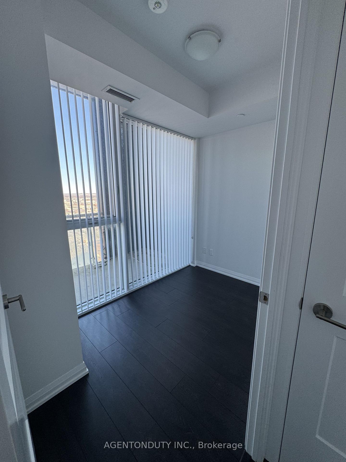 Photo 24 of Unit PH14, 7895 Jane Street, Vaughan, Concord — HOMEH