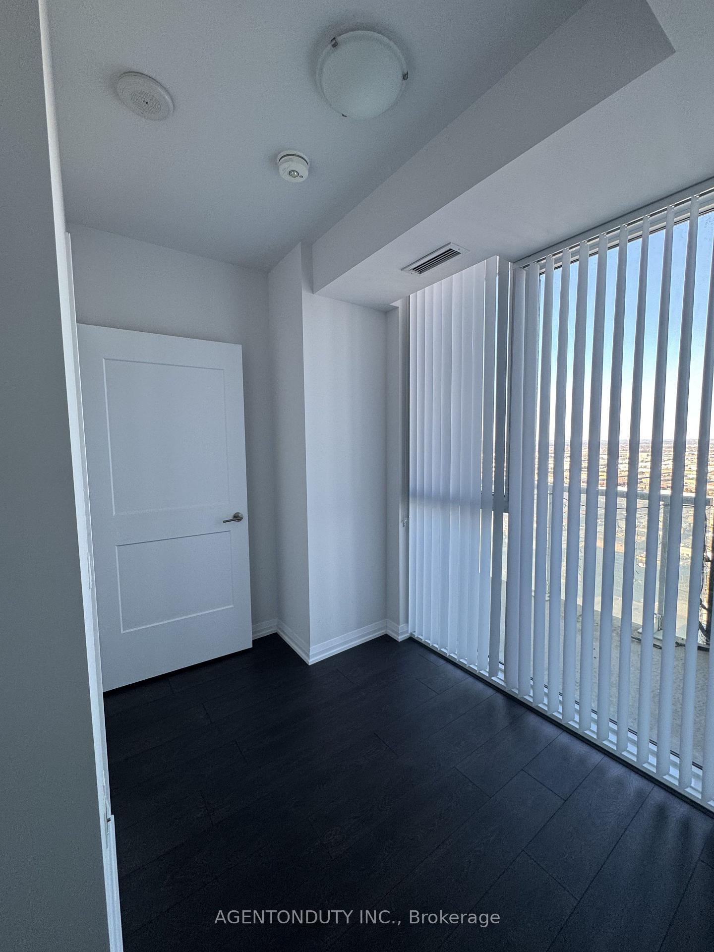 Photo 25 of Unit PH14, 7895 Jane Street, Vaughan, Concord — HOMEH