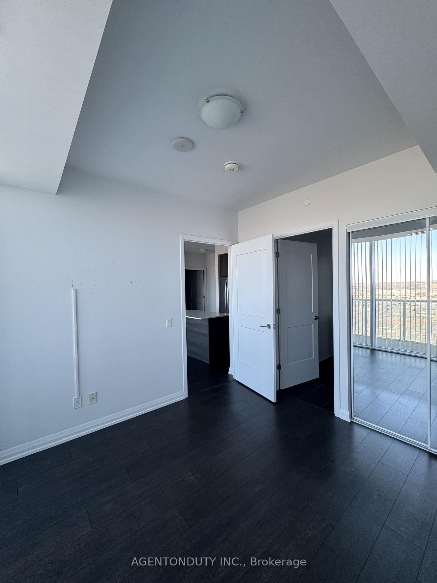 Photo 26 of Unit PH14, 7895 Jane Street, Vaughan, Concord — HOMEH