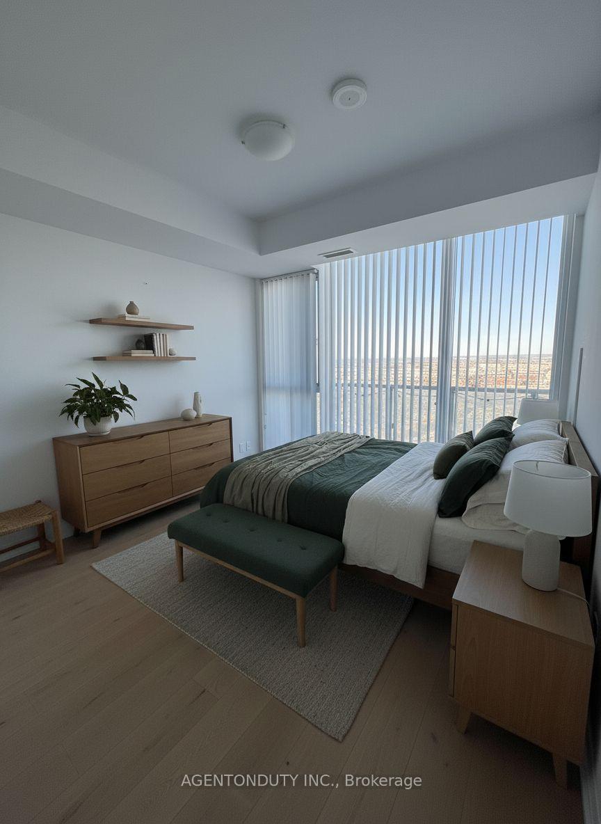 Photo 27 of Unit PH14, 7895 Jane Street, Vaughan, Concord — HOMEH