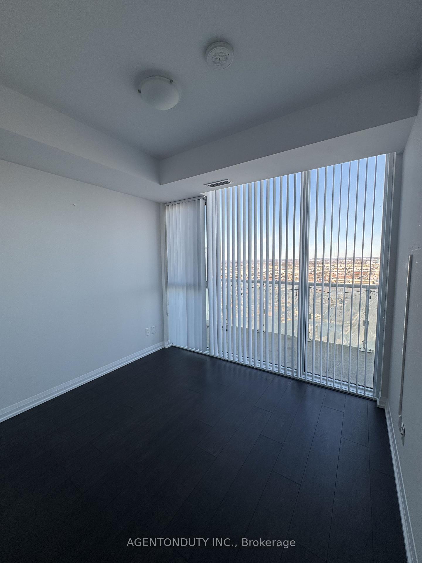 Photo 29 of Unit PH14, 7895 Jane Street, Vaughan, Concord — HOMEH
