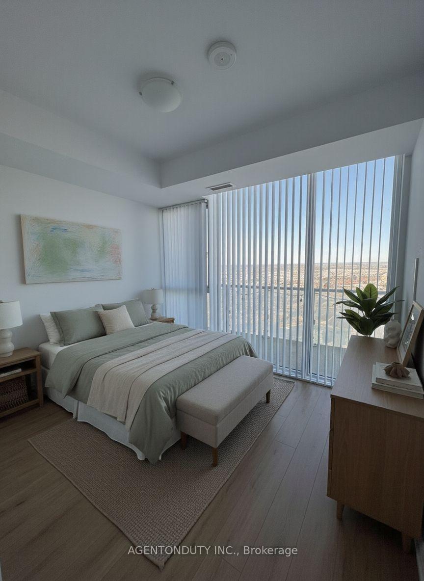 Photo 30 of Unit PH14, 7895 Jane Street, Vaughan, Concord — HOMEH