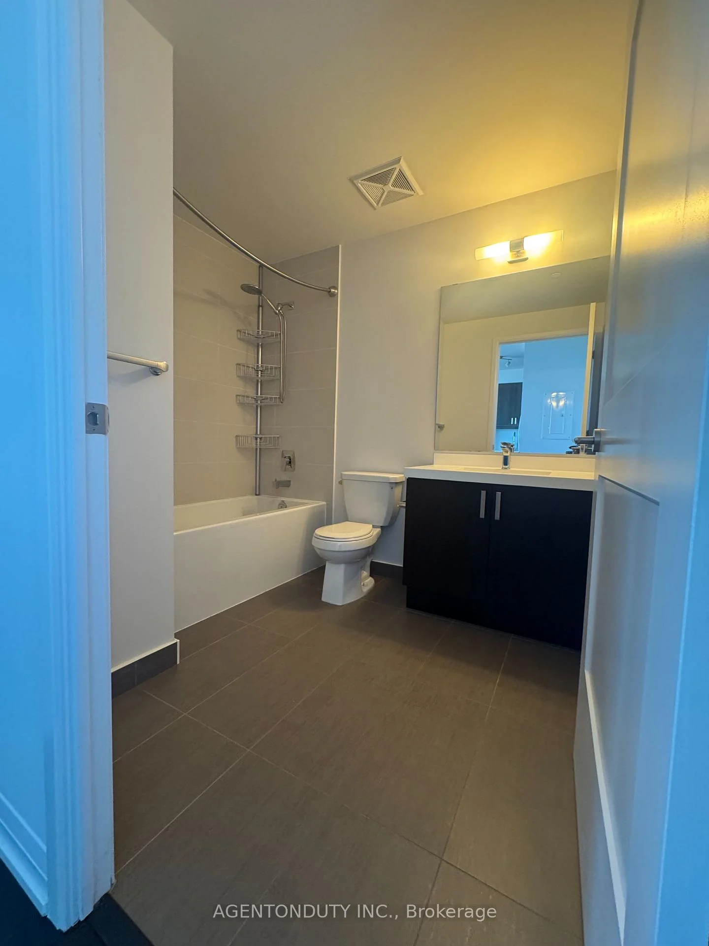 Photo 12 of Unit PH14, 7895 Jane Street, Vaughan, Concord — HOMEH