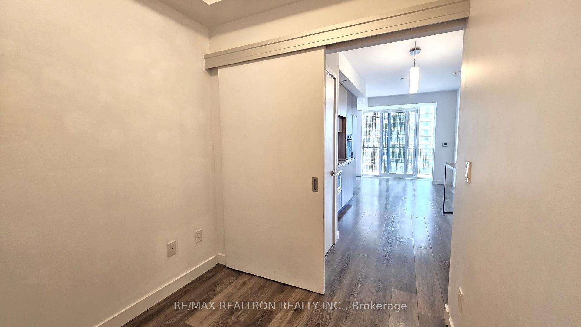 Photo 9 of Unit 1201, 8 Eglinton Avenue, Toronto, Mount Pleasant West — HOMEH