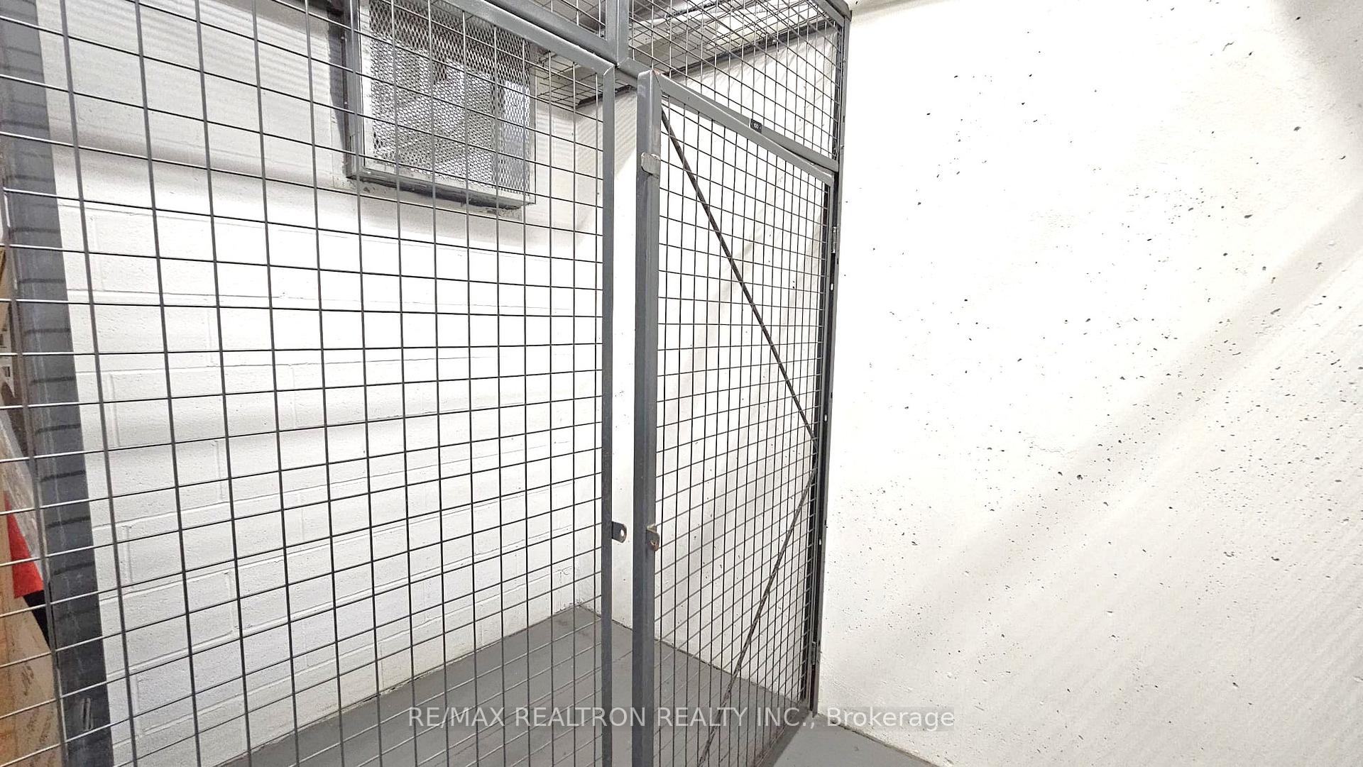Photo 13 of Unit 1201, 8 Eglinton Avenue, Toronto, Mount Pleasant West — HOMEH