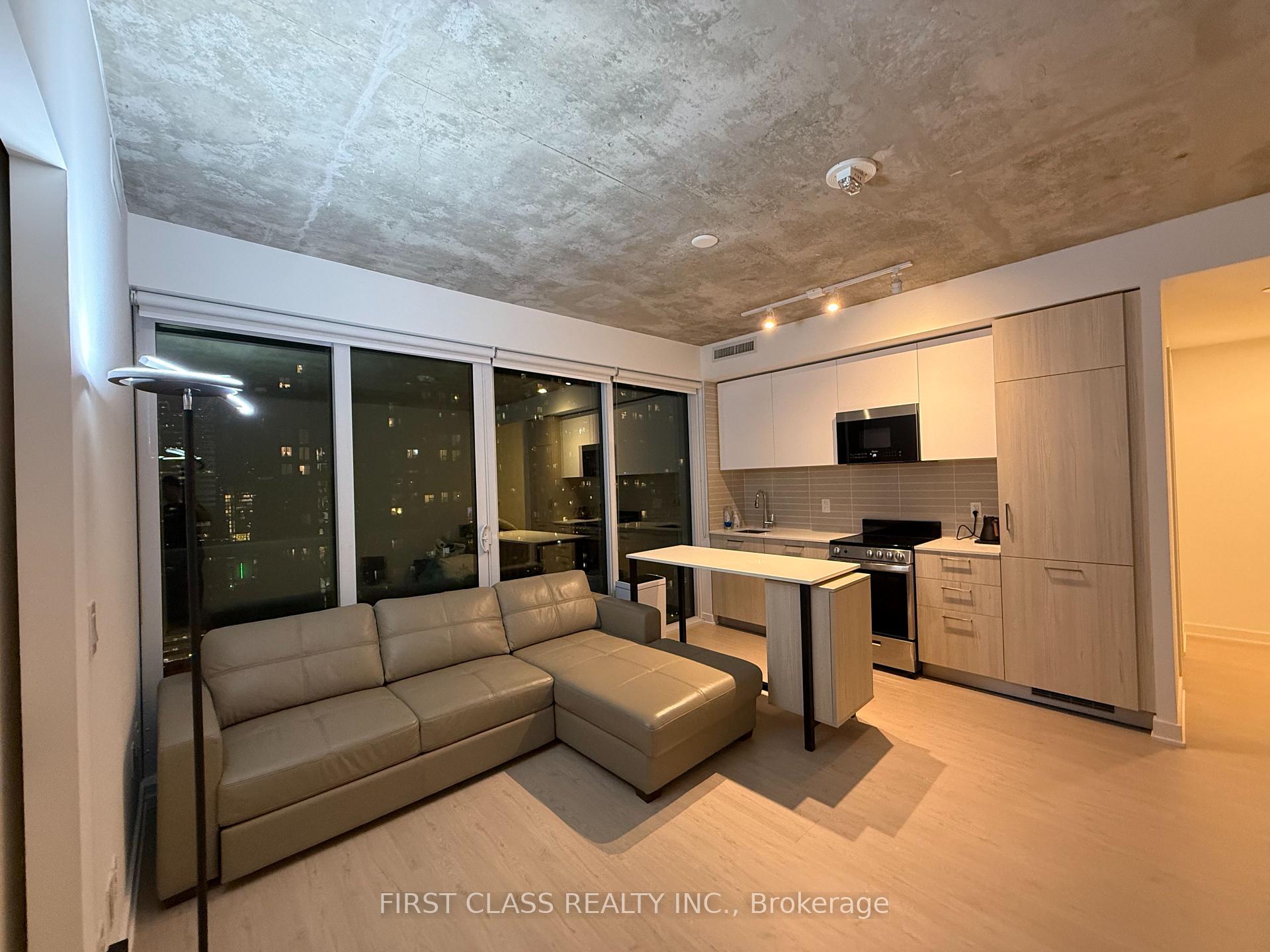 Photo 3 of Unit 2804, 65 Mutual Street, Toronto, Church-Yonge Corridor — HOMEH