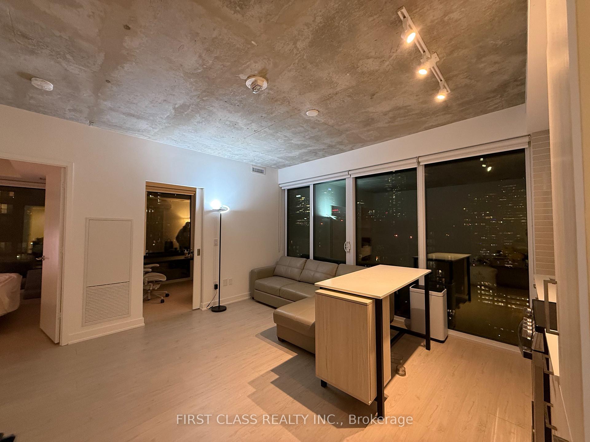 Photo 5 of Unit 2804, 65 Mutual Street, Toronto, Church-Yonge Corridor — HOMEH