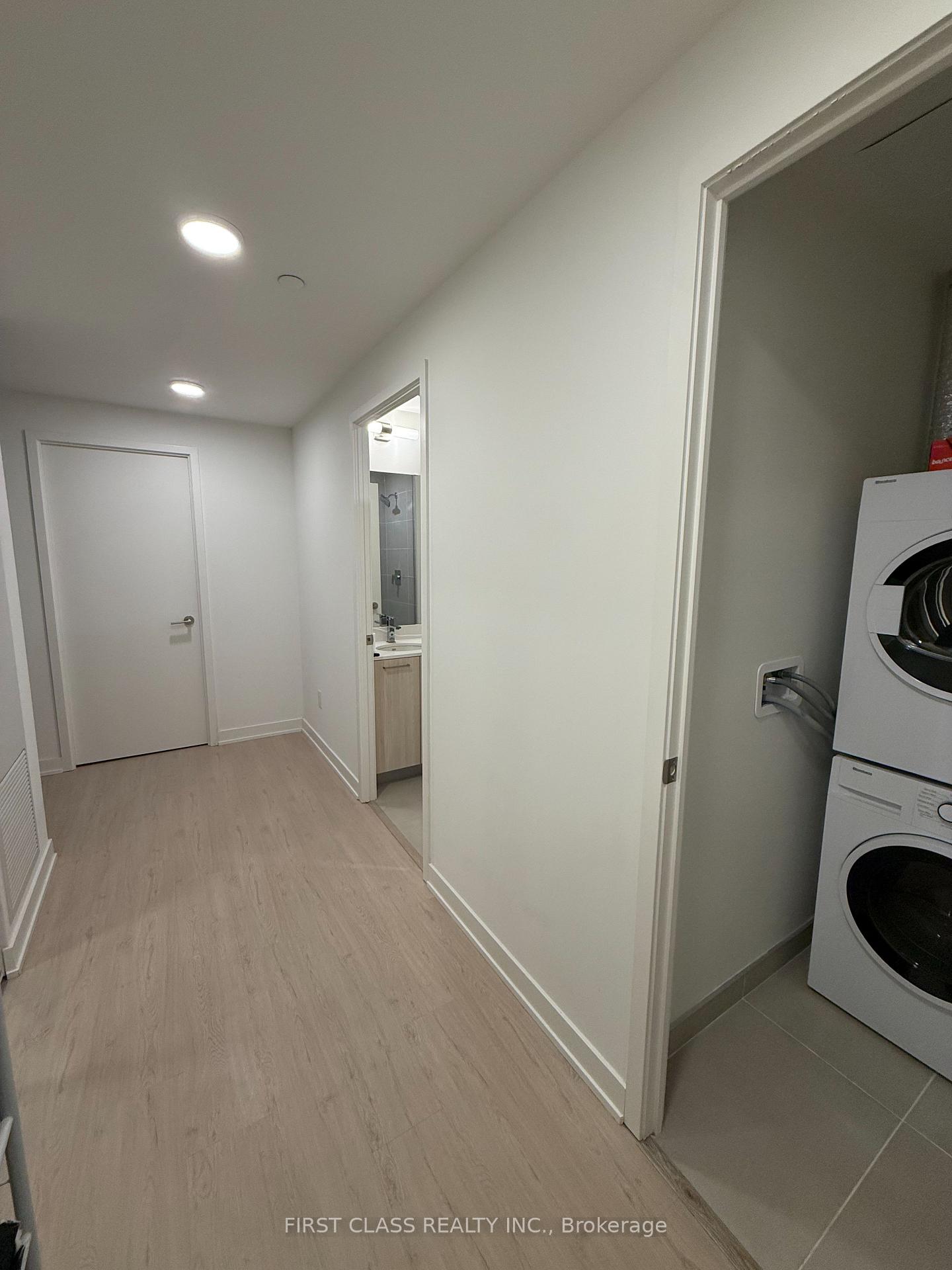 Photo 21 of Unit 2804, 65 Mutual Street, Toronto, Church-Yonge Corridor — HOMEH