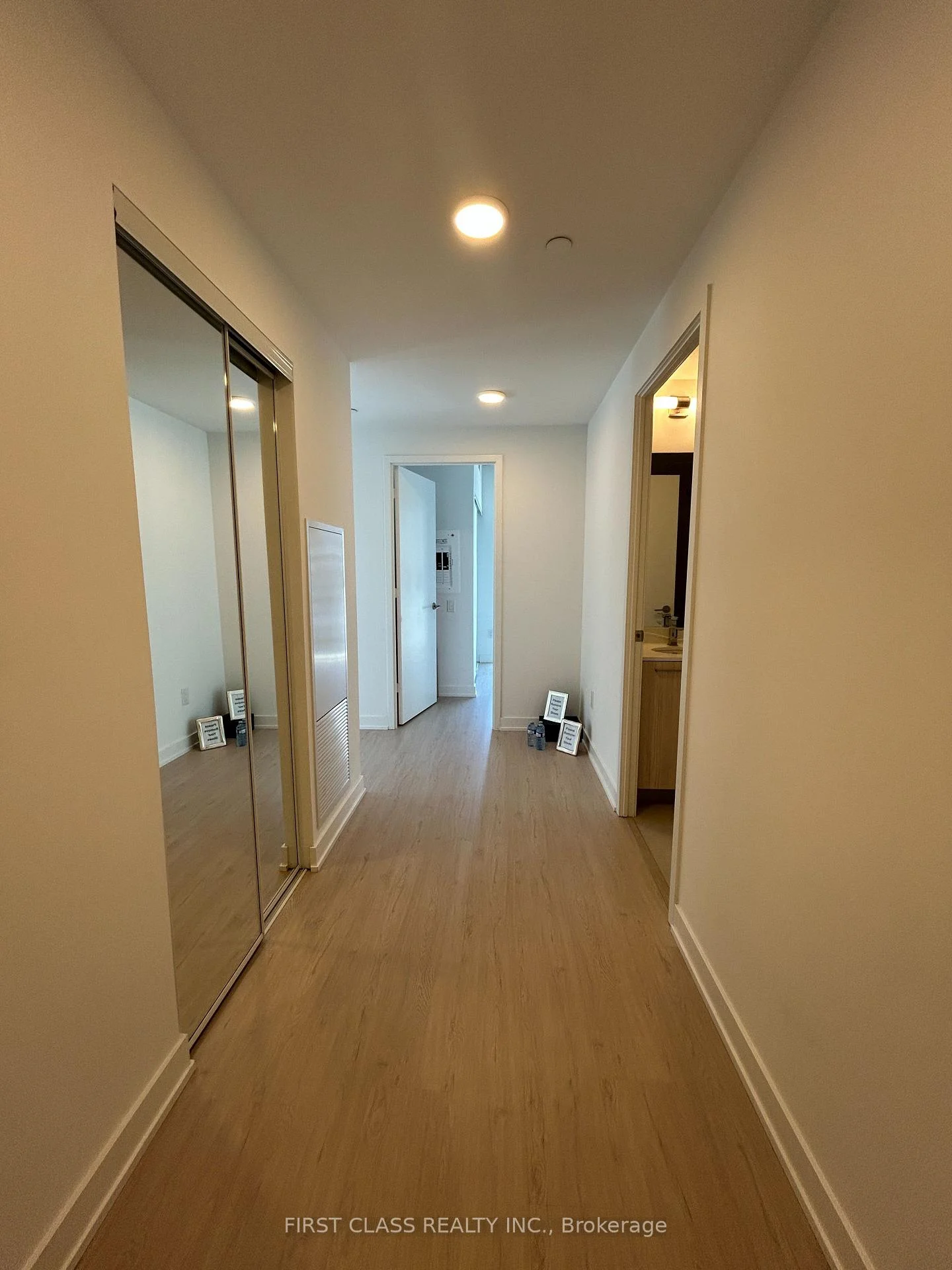 Photo 16 of Unit 2804, 65 Mutual Street, Toronto, Church-Yonge Corridor — HOMEH