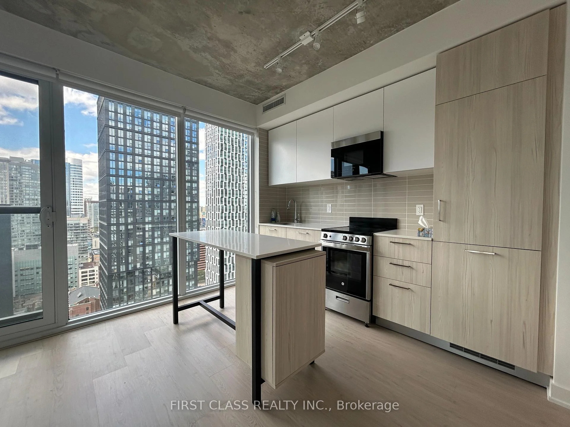 Photo 26 of Unit 2804, 65 Mutual Street, Toronto, Church-Yonge Corridor — HOMEH