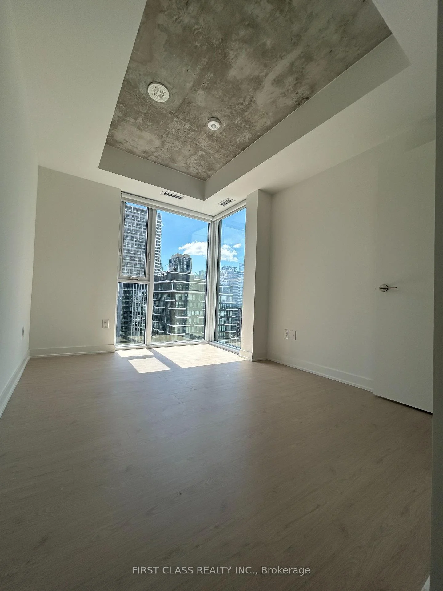 Photo 29 of Unit 2804, 65 Mutual Street, Toronto, Church-Yonge Corridor — HOMEH