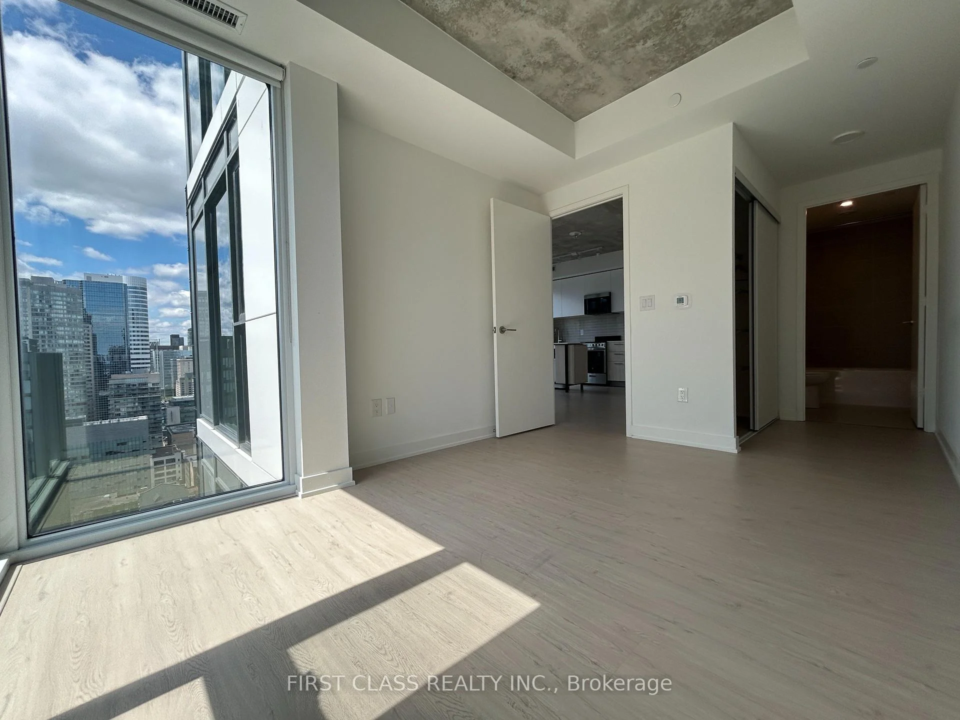 Photo 31 of Unit 2804, 65 Mutual Street, Toronto, Church-Yonge Corridor — HOMEH