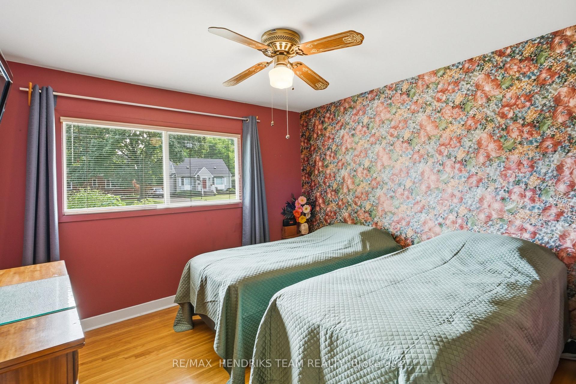 Photo 14 of 33 Nickerson Avenue, St. Catharines, Vine/Linwell — HOMEH