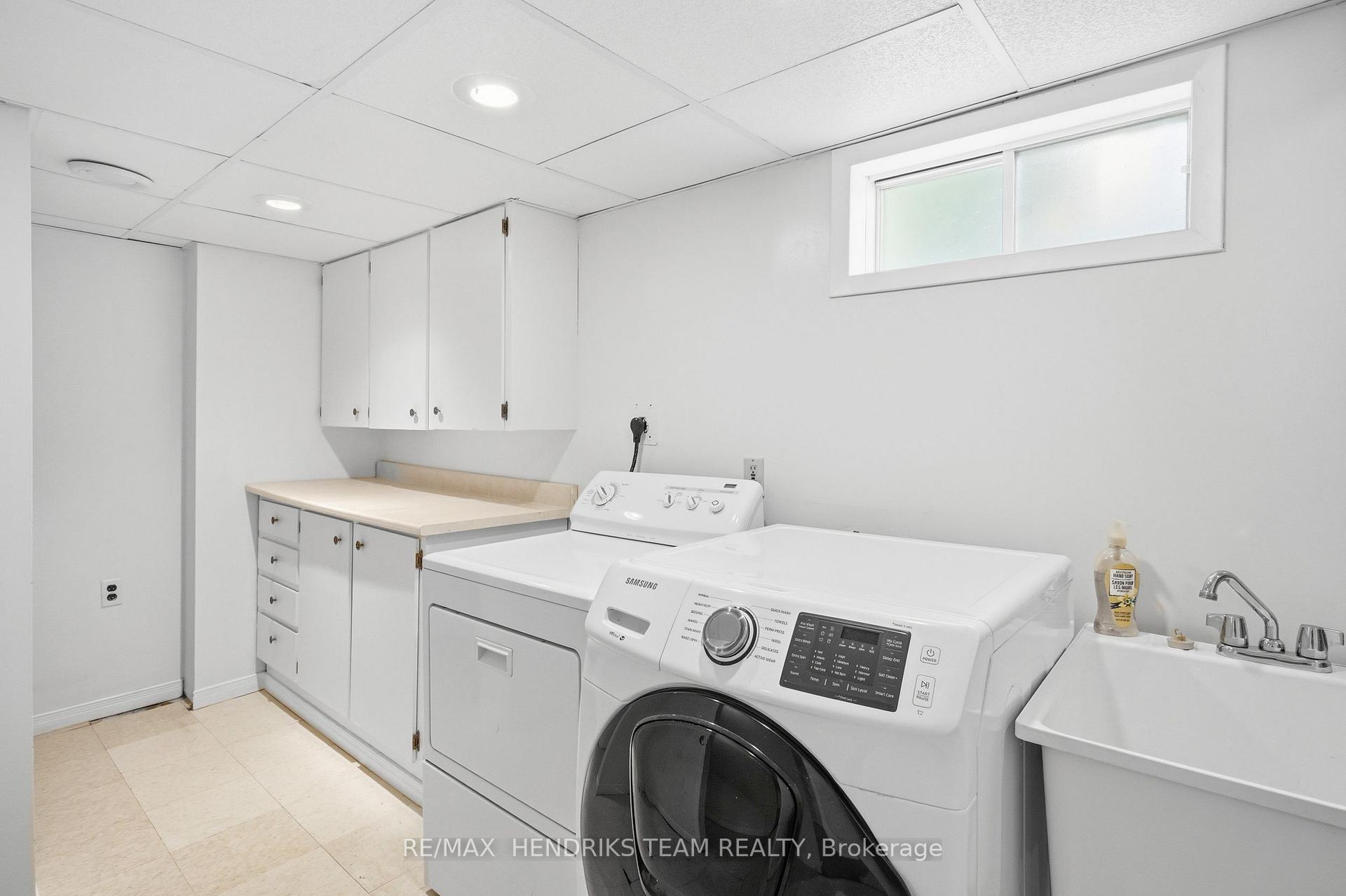Photo 25 of 33 Nickerson Avenue, St. Catharines, Vine/Linwell — HOMEH
