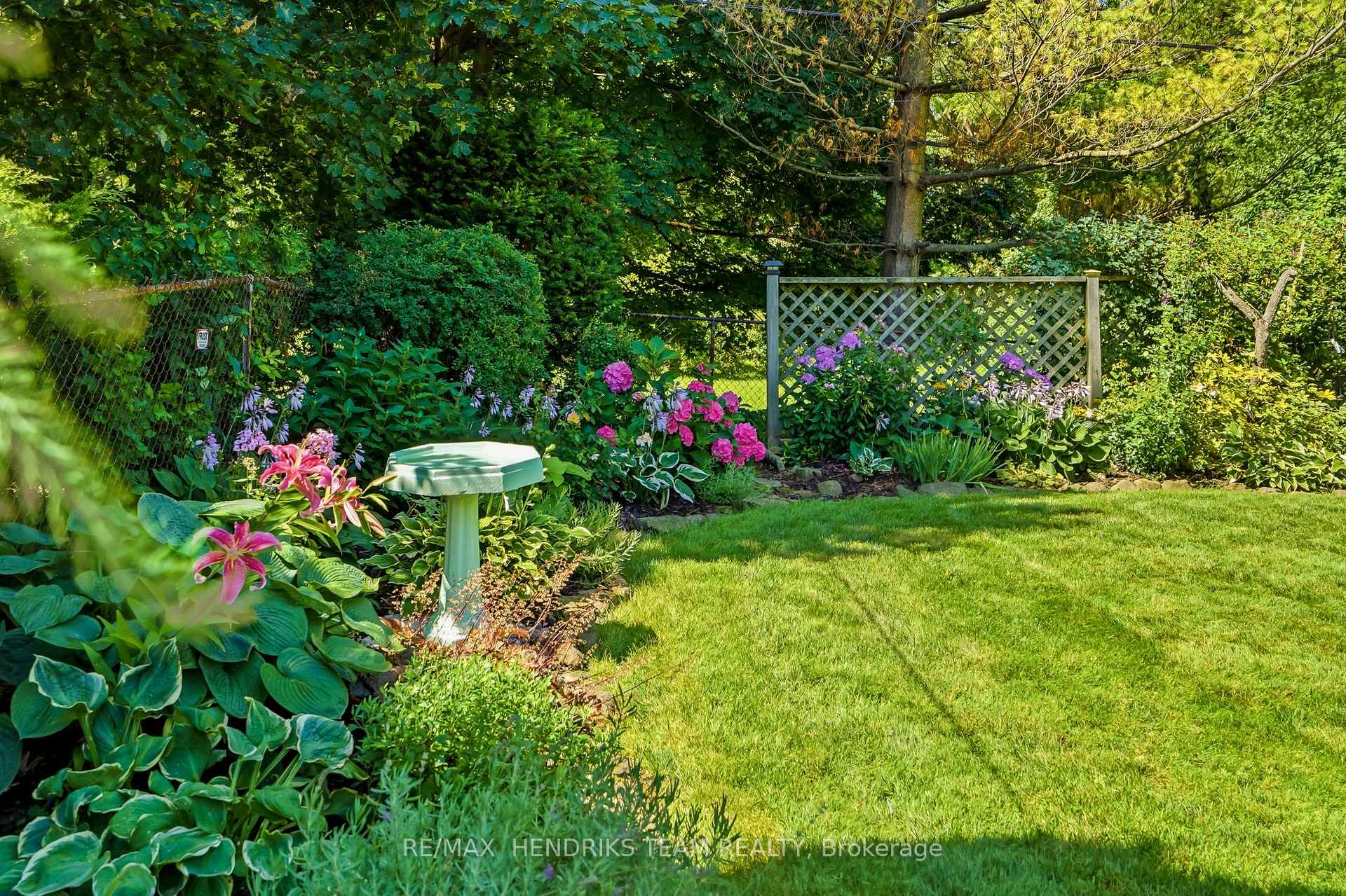 Photo 33 of 33 Nickerson Avenue, St. Catharines, Vine/Linwell — HOMEH