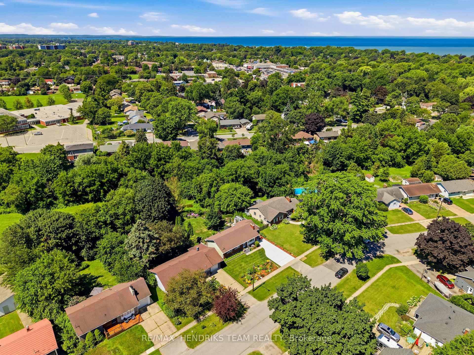 Photo 43 of 33 Nickerson Avenue, St. Catharines, Vine/Linwell — HOMEH