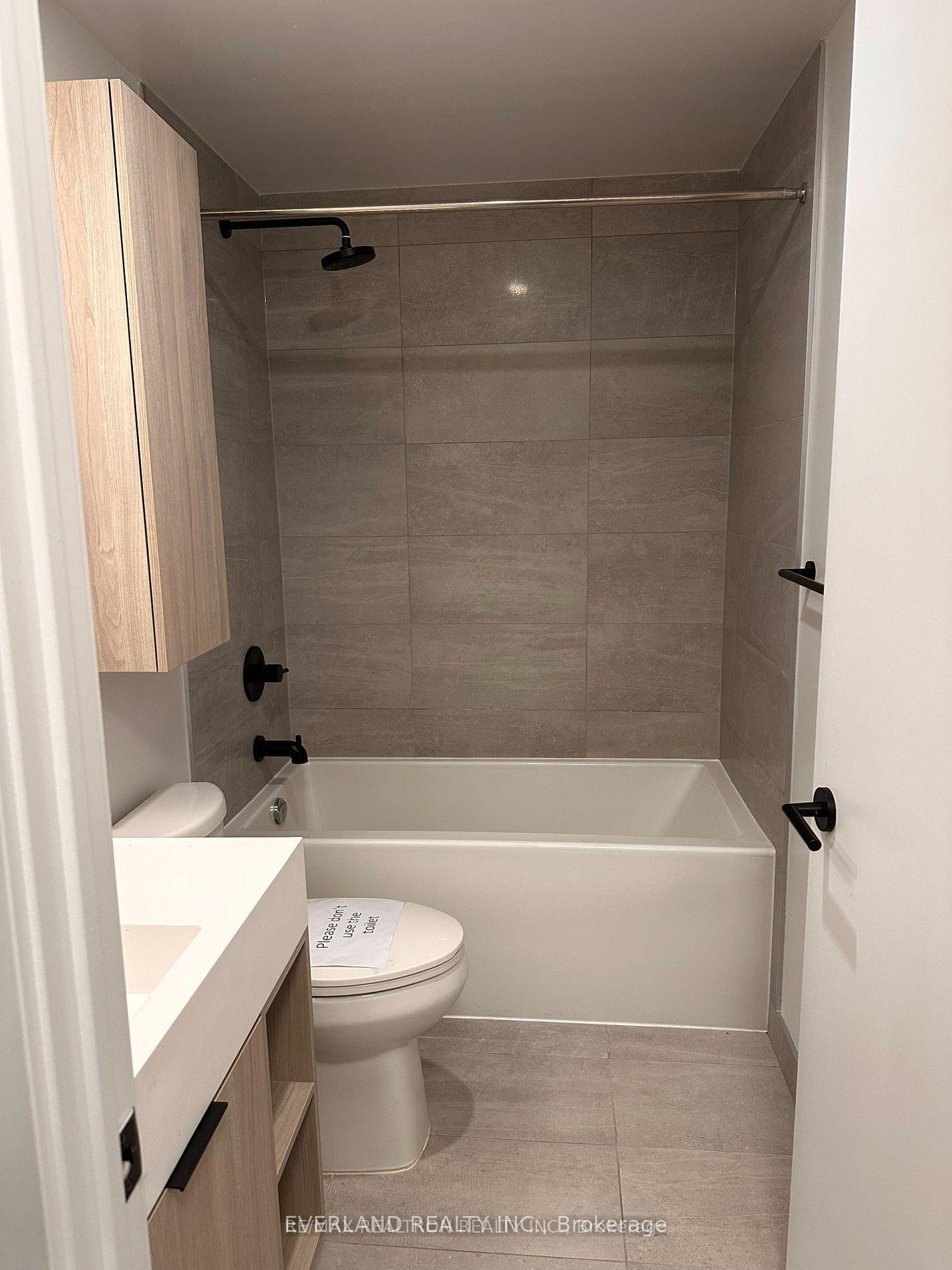 Photo 2 of Unit 1710, 108 peter Street, Toronto, Waterfront Communities — HOMEH