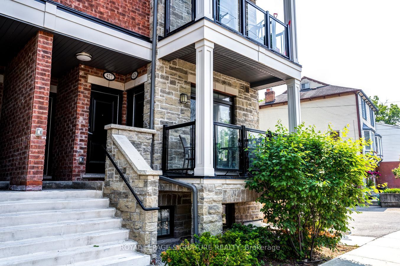 Photo 3 of Unit 426, 201 Pine Grove Rd, Vaughan, Islington Woods — HOMEH