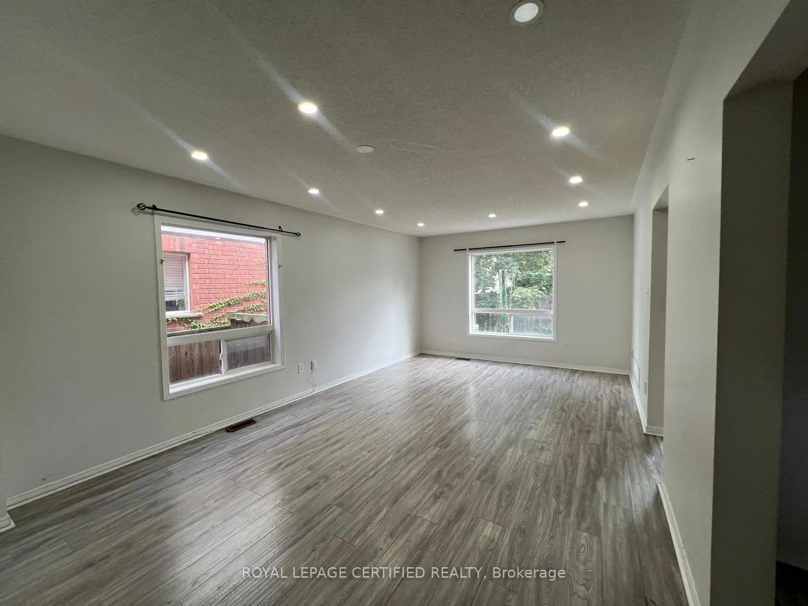 Photo 5 of Unit Bsmt, 5 Gabrielle Drive, Brampton, Fletcher's Meadow — HOMEH