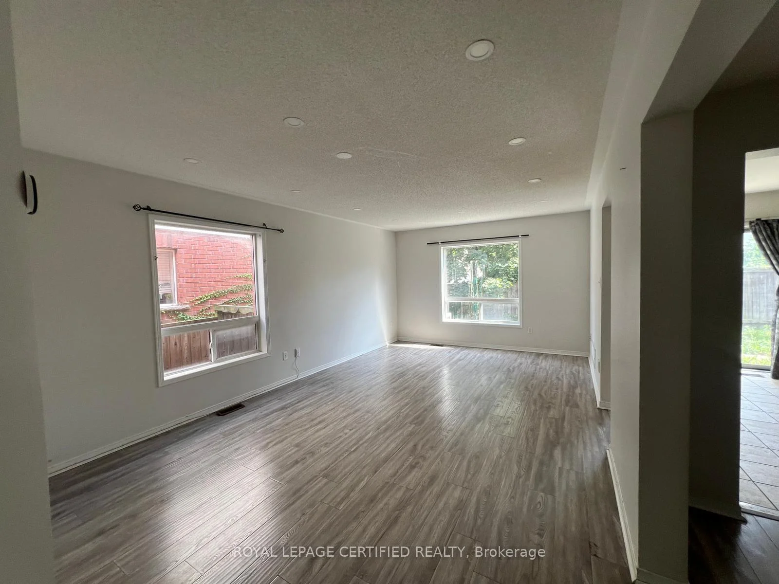 Photo 6 of Unit Bsmt, 5 Gabrielle Drive, Brampton, Fletcher's Meadow — HOMEH