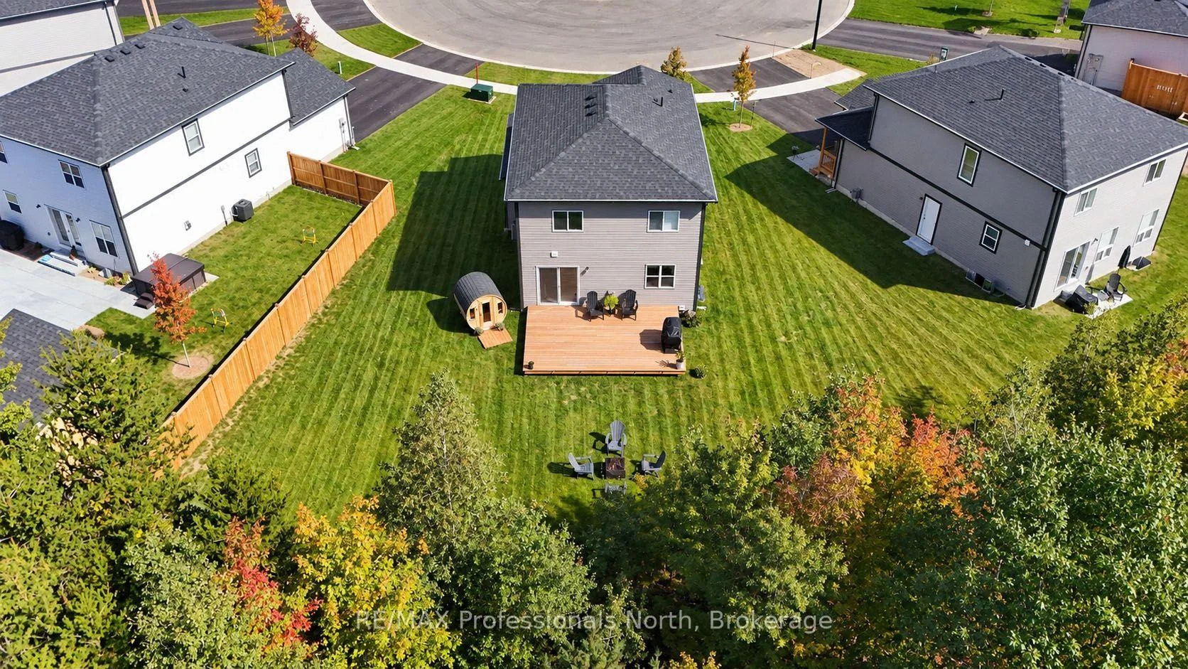Photo of 33 Whitehorn Park Road W