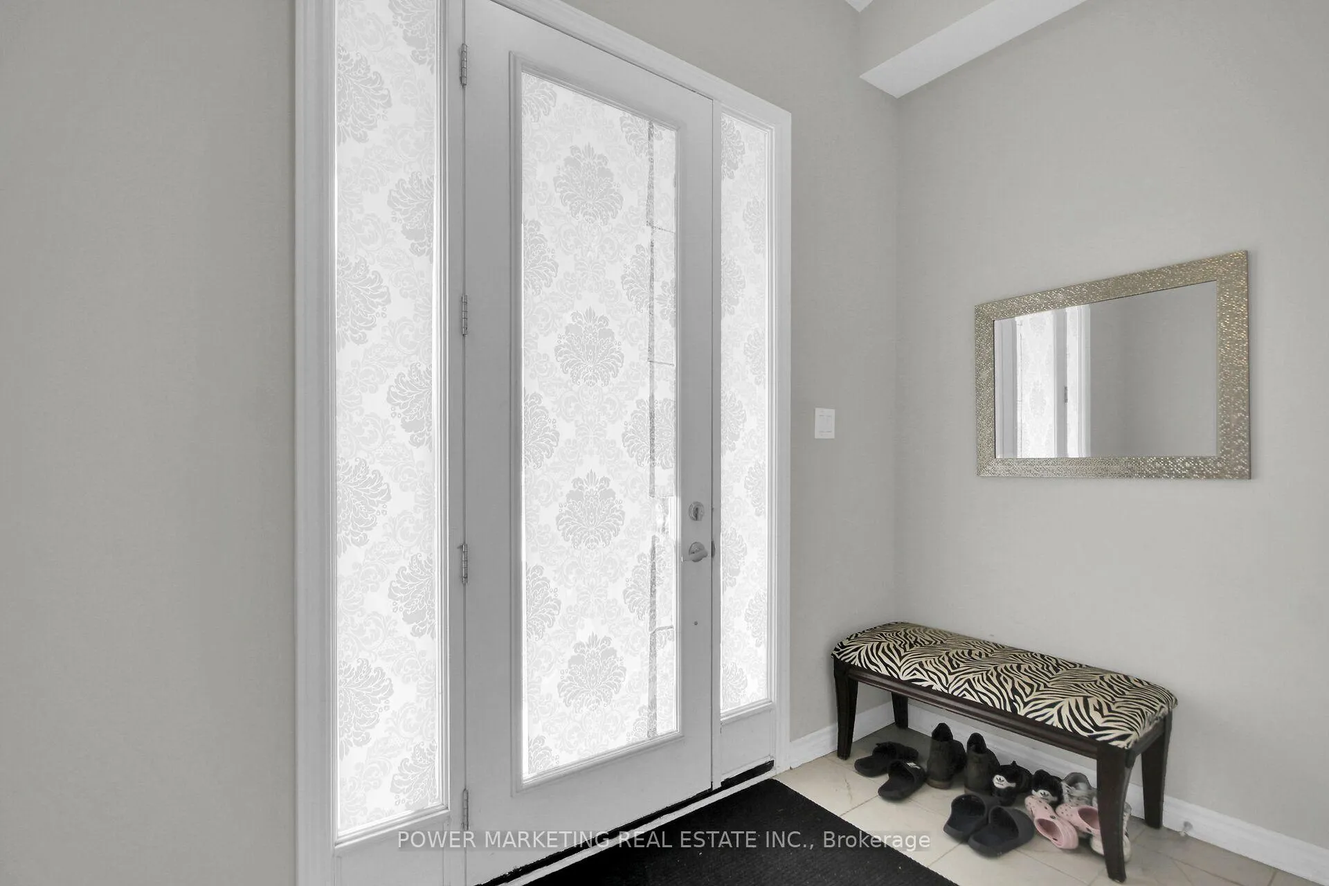 Photo 5 of 805 Cerulean Way, Ottawa, Chapel Hill South - Orleans Village — HOMEH