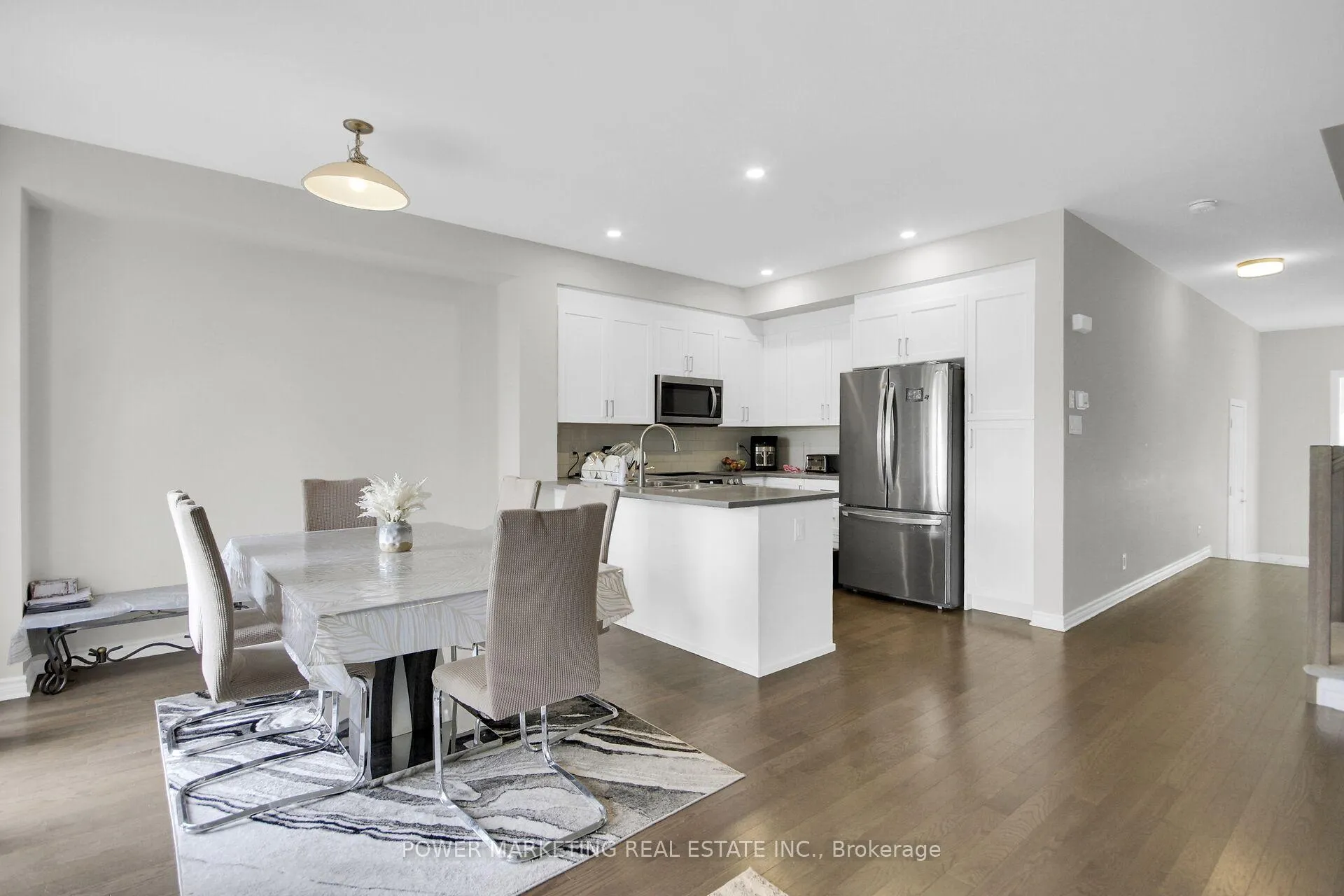 Photo 16 of 805 Cerulean Way, Ottawa, Chapel Hill South - Orleans Village — HOMEH