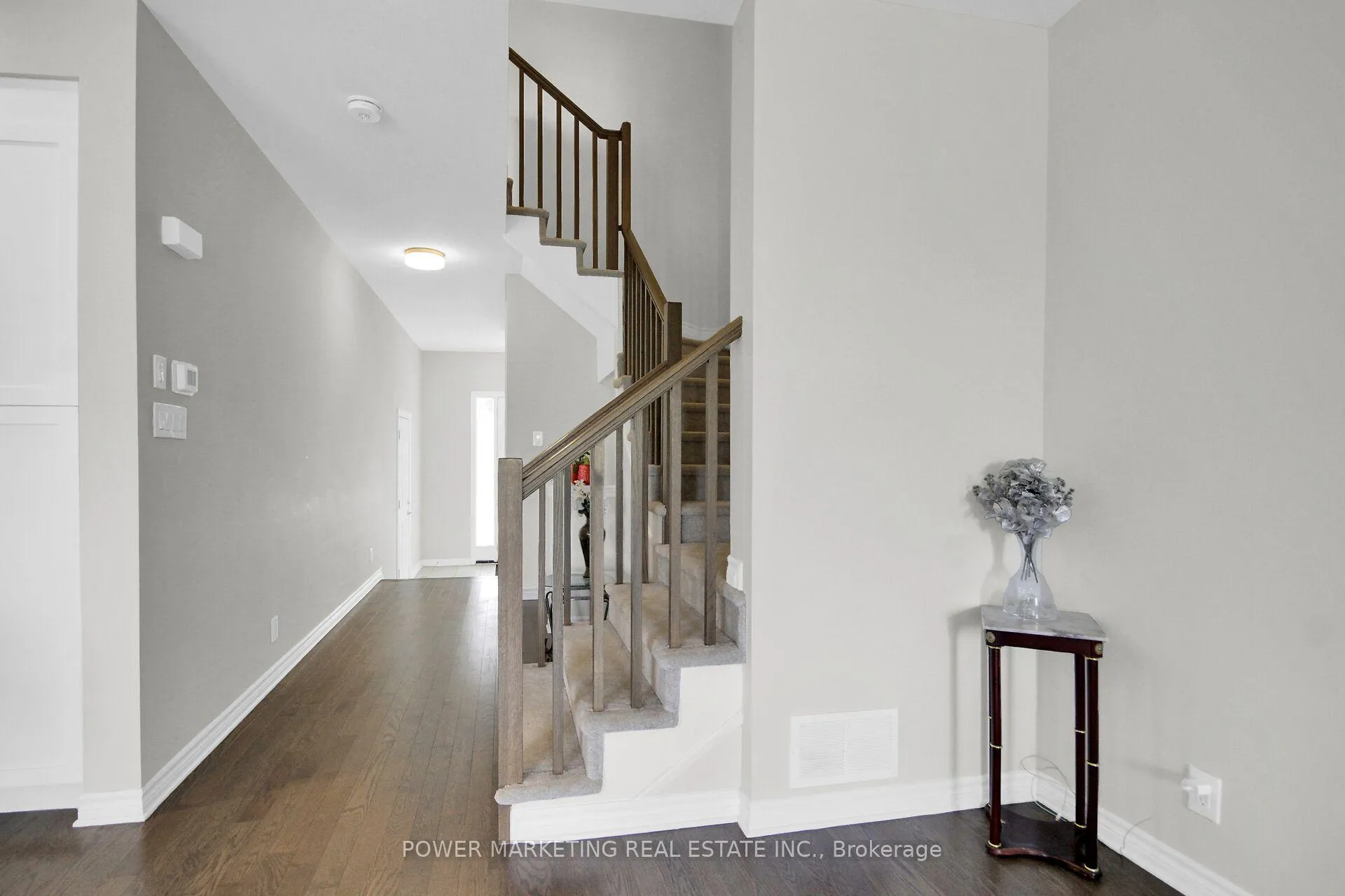 Photo 18 of 805 Cerulean Way, Ottawa, Chapel Hill South - Orleans Village — HOMEH
