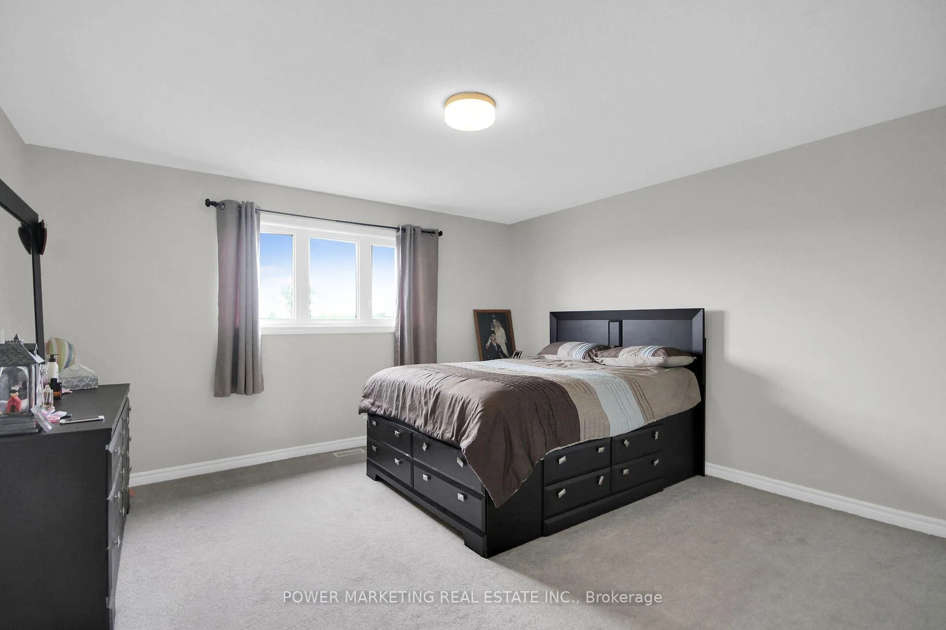 Photo 20 of 805 Cerulean Way, Ottawa, Chapel Hill South - Orleans Village — HOMEH