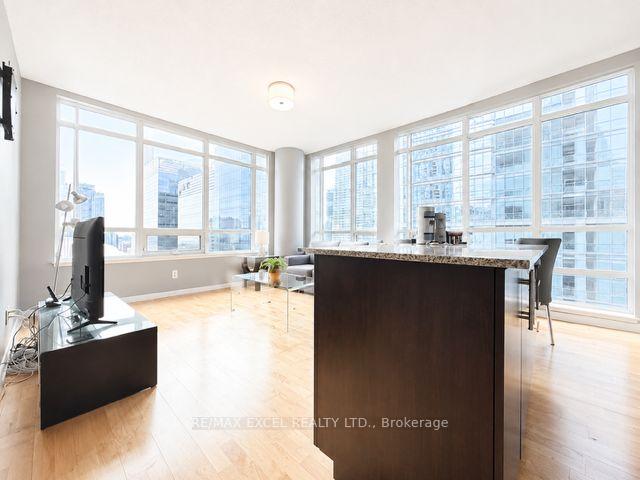Photo 4 of Unit 2805, 65 Bremner Boulevard, Toronto, Waterfront Communities — HOMEH