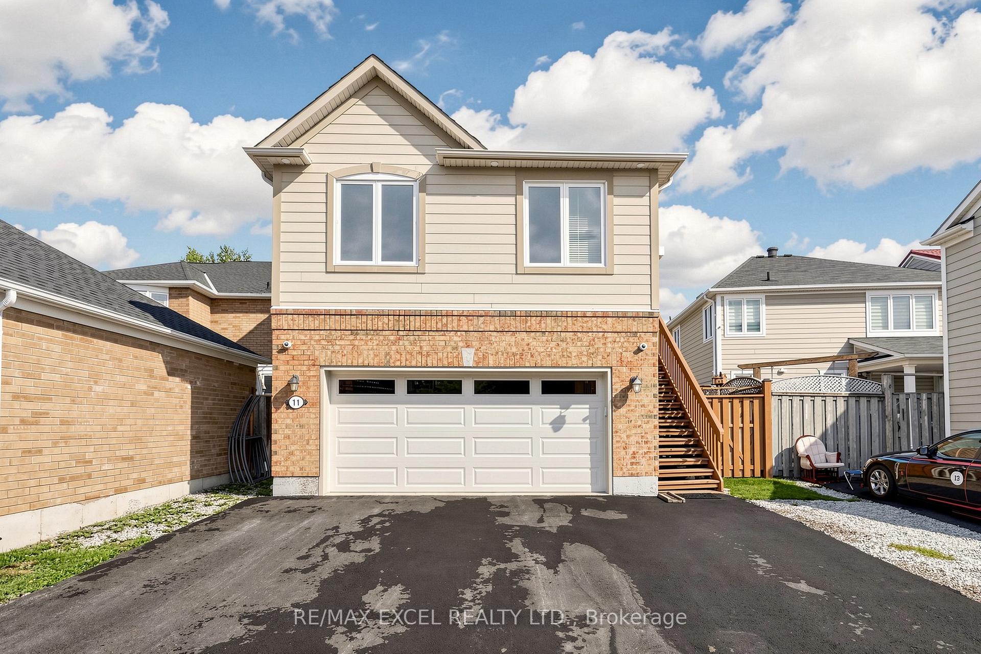 Photo 2 of 11 Peony Street, Markham, Cornell — HOMEH