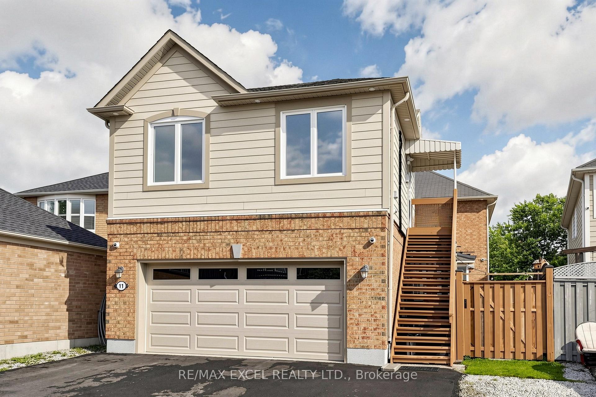 Photo 3 of 11 Peony Street, Markham, Cornell — HOMEH