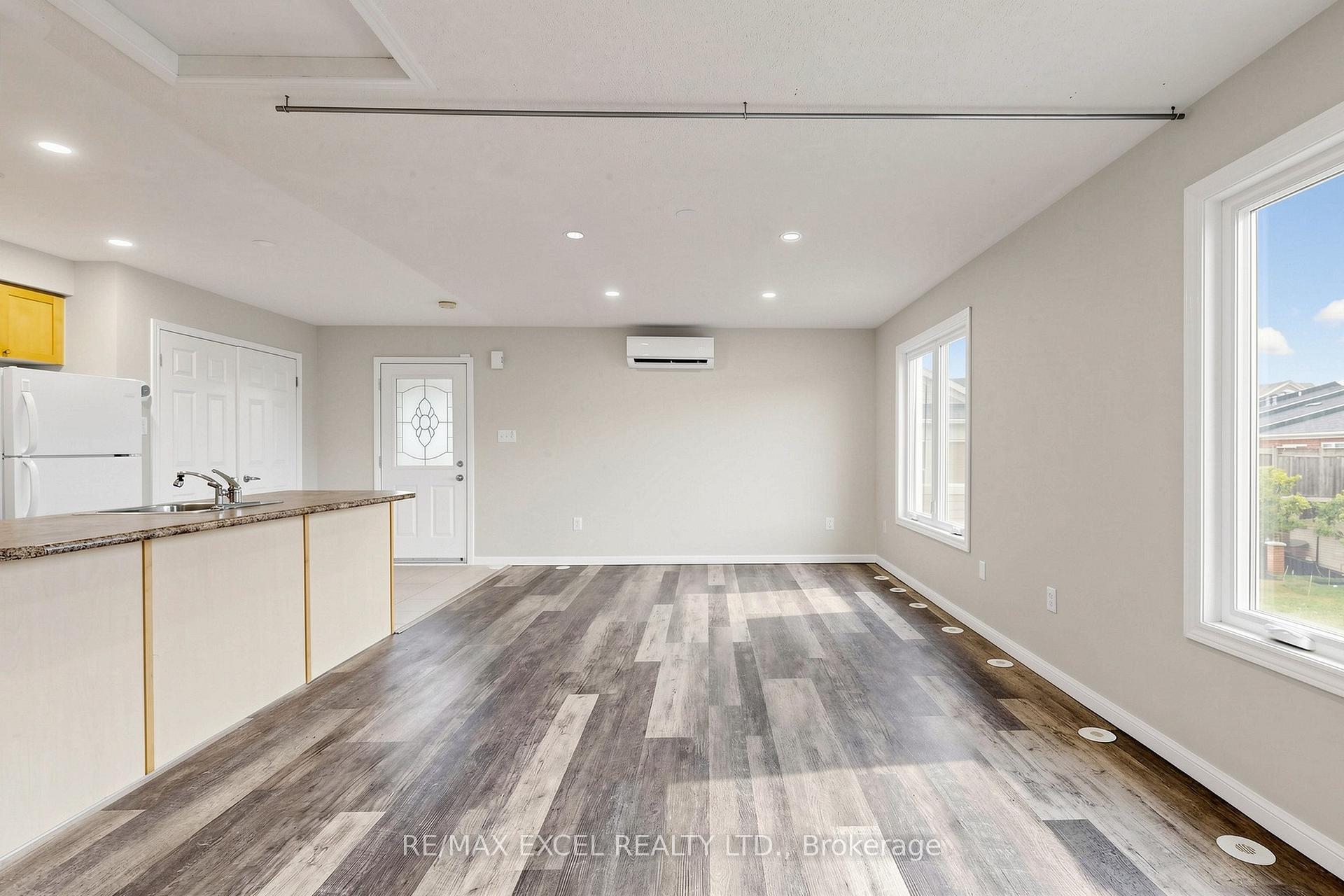 Photo 15 of 11 Peony Street, Markham, Cornell — HOMEH