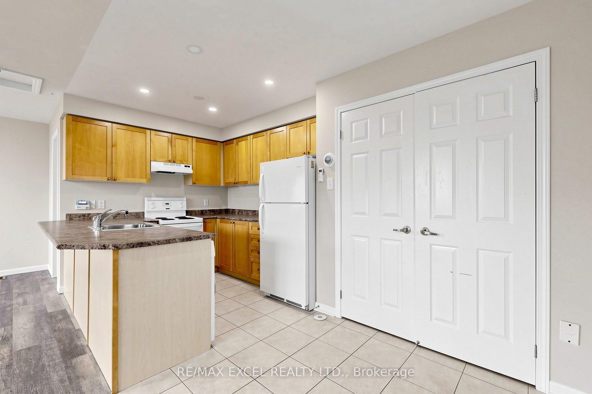 Photo 19 of 11 Peony Street, Markham, Cornell — HOMEH