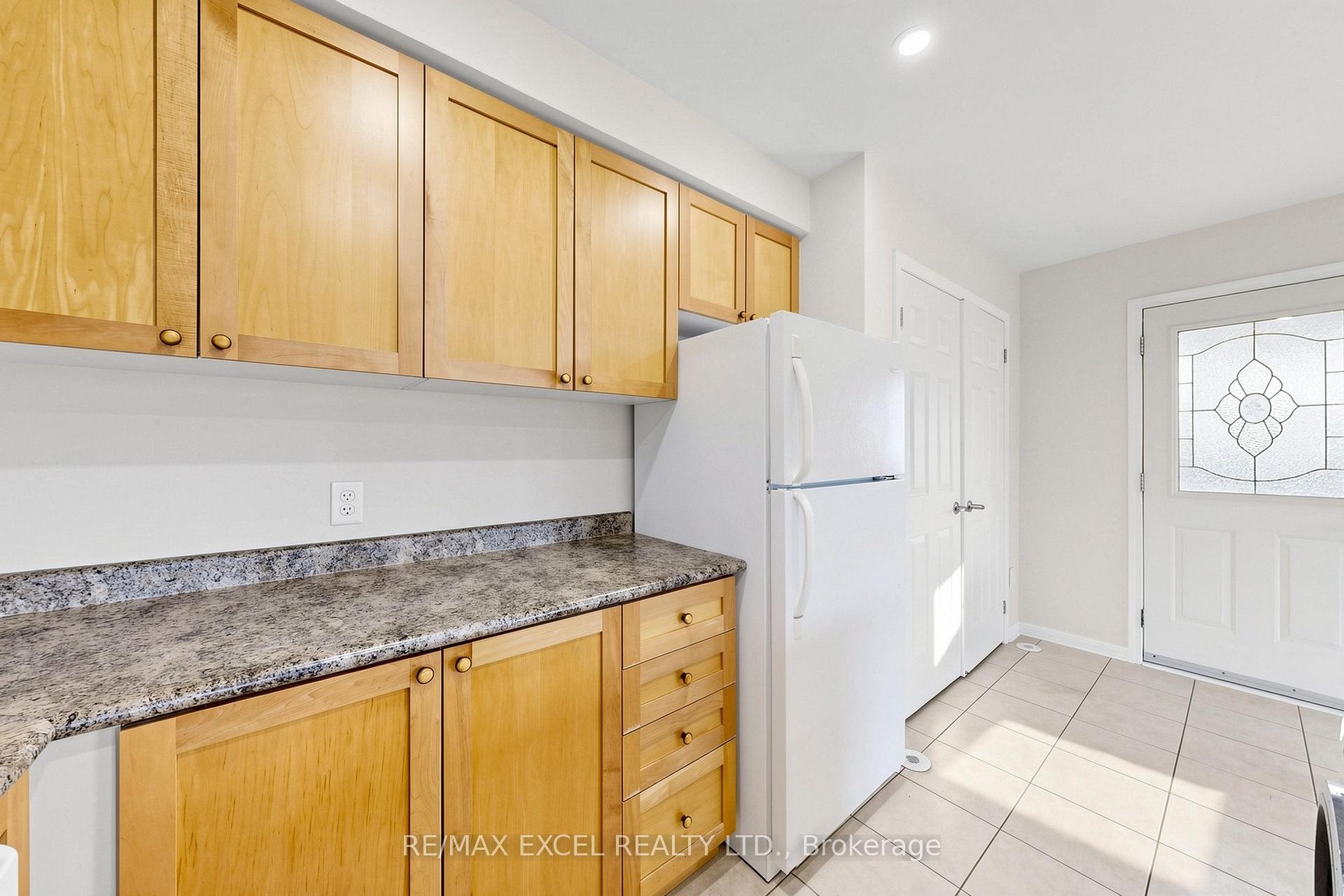 Photo 25 of 11 Peony Street, Markham, Cornell — HOMEH