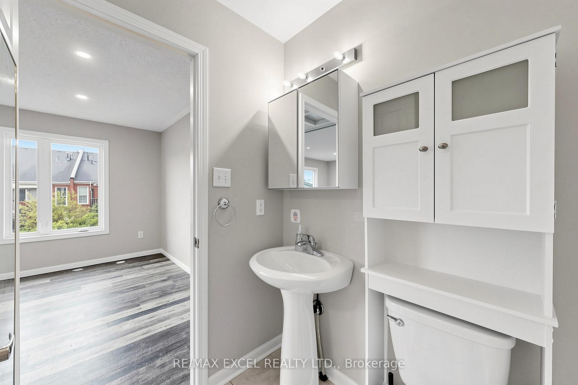 Photo 30 of 11 Peony Street, Markham, Cornell — HOMEH
