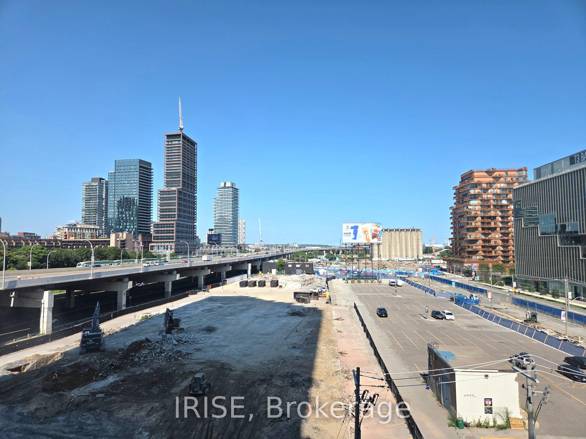Photo 8 of Unit 511, 12 Bonnycastle Street, Toronto, Waterfront Communities — HOMEH