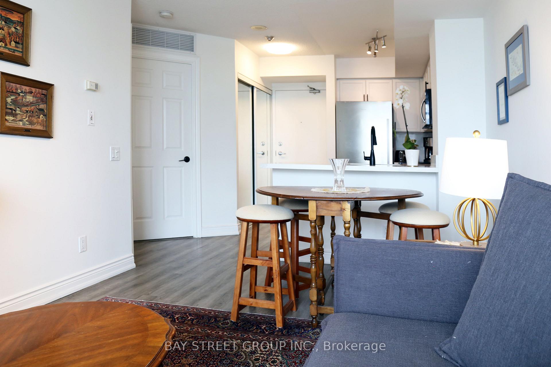 Photo 8 of Unit 2808, 30 Harrison Garden Boulevard, North York, Willowdale East — HOMEH