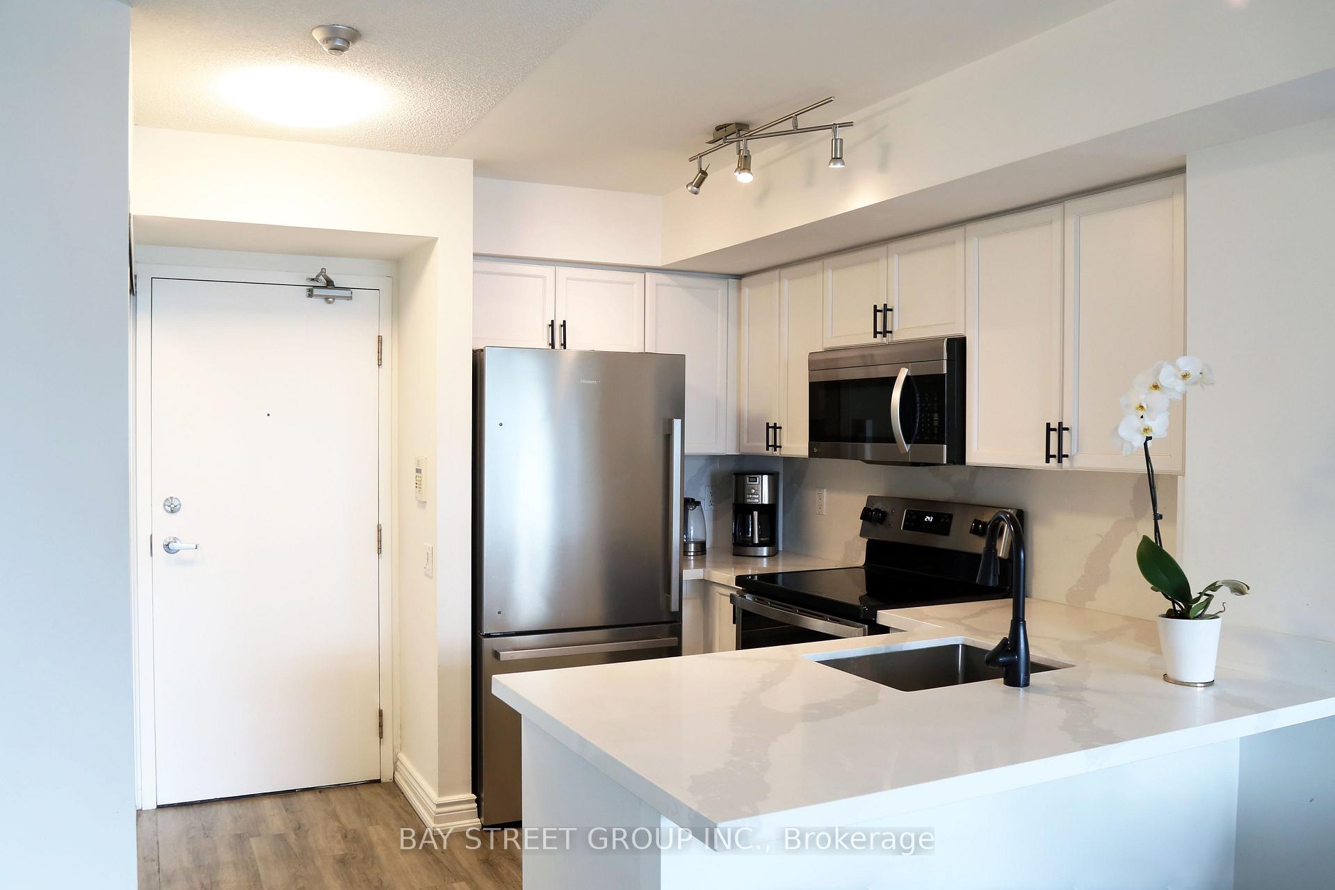 Photo 9 of Unit 2808, 30 Harrison Garden Boulevard, North York, Willowdale East — HOMEH