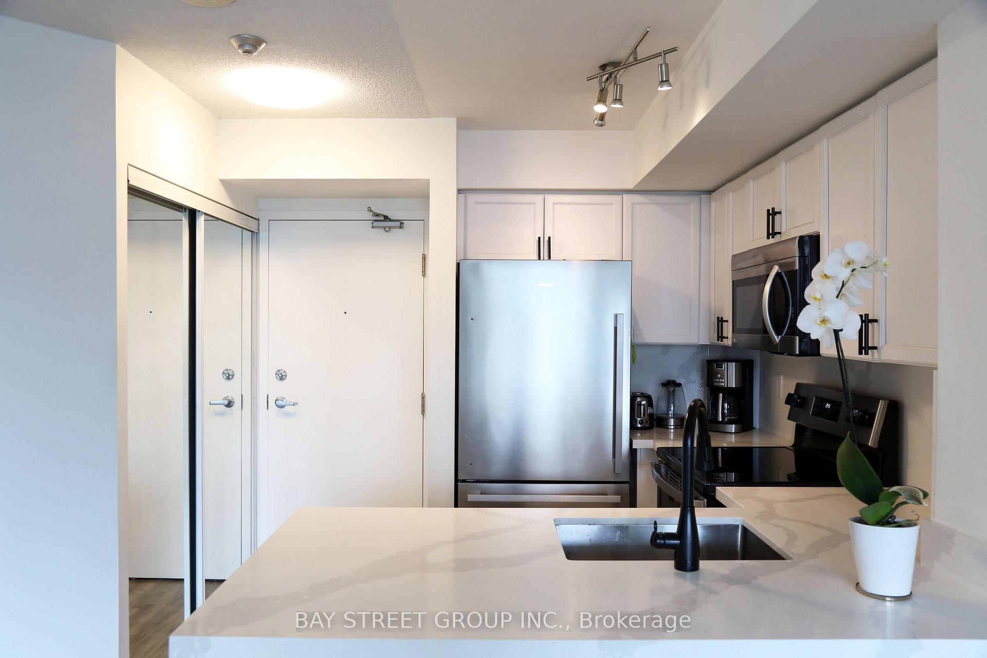Photo 10 of Unit 2808, 30 Harrison Garden Boulevard, North York, Willowdale East — HOMEH