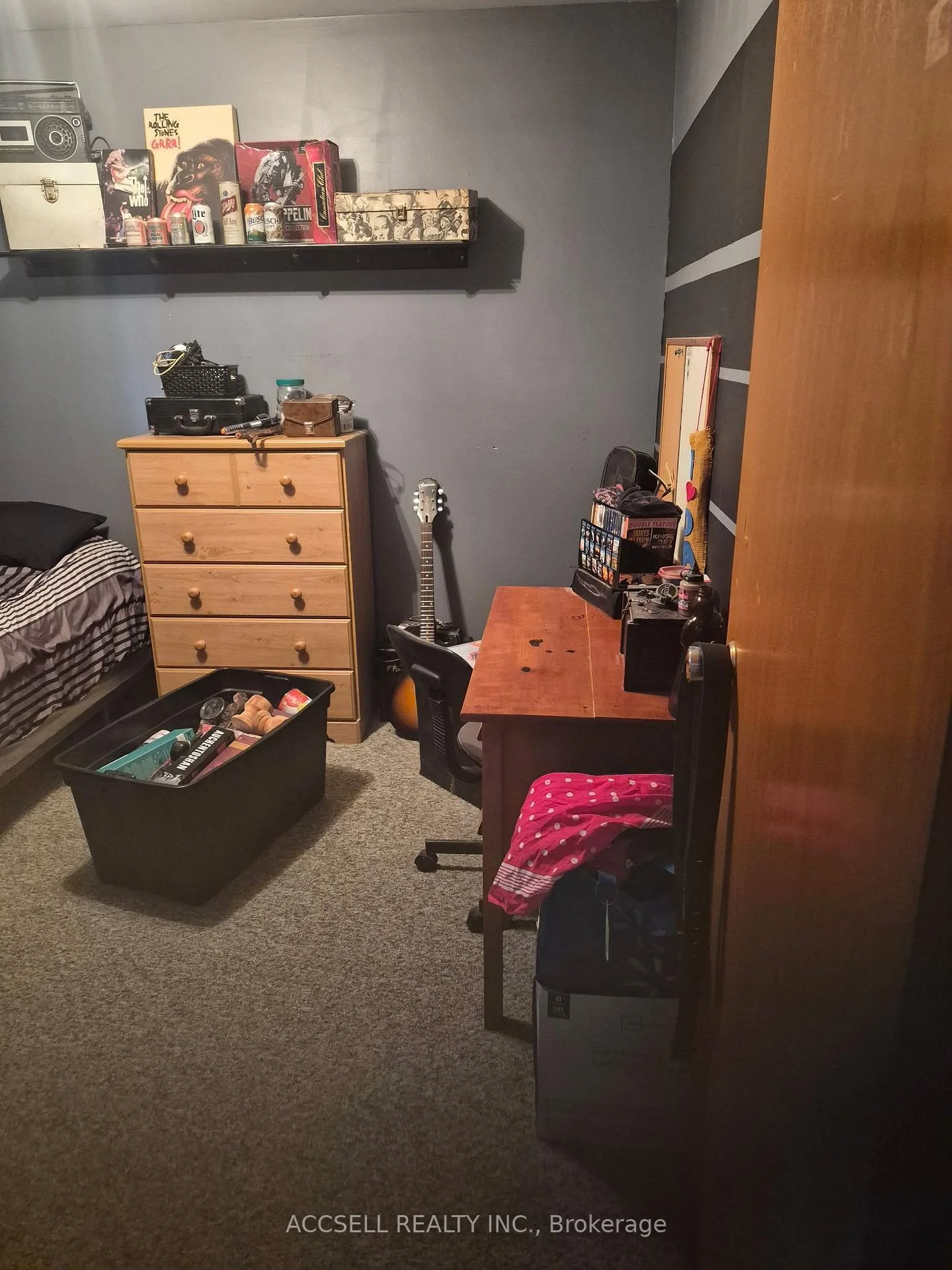Photo 6 of 28 Bridle Path Road E, Out of Area — HOMEH