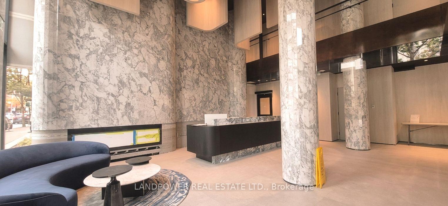 Photo 6 of Unit 922, 89 Montclair Avenue, Toronto, Forest Hill South — HOMEH