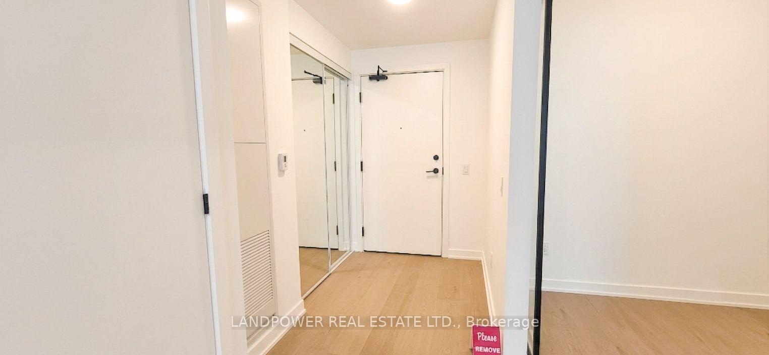 Photo 7 of Unit 922, 89 Montclair Avenue, Toronto, Forest Hill South — HOMEH