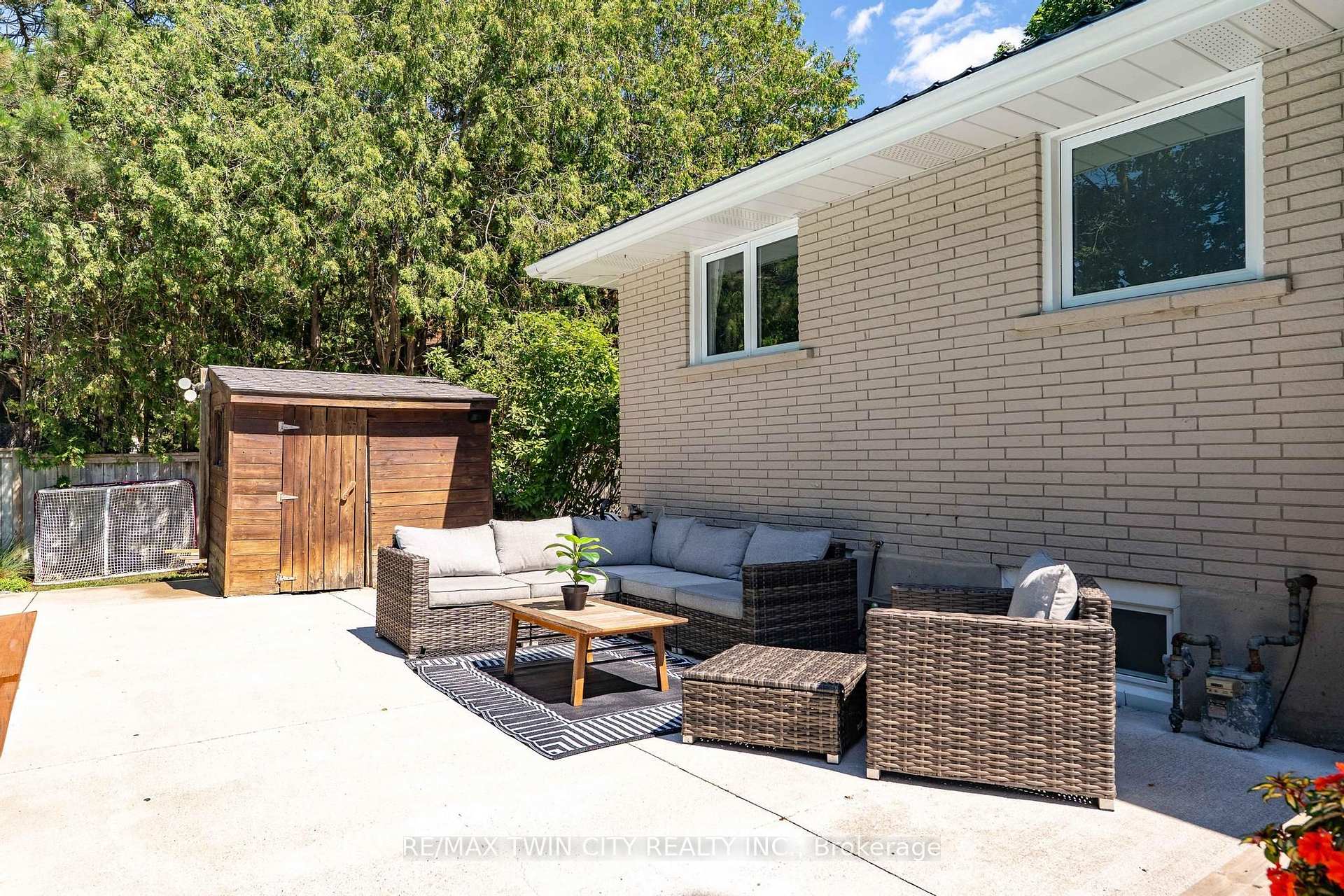 Photo 34 of 581 Glendene Crescent, Waterloo, North Lakeshore — HOMEH
