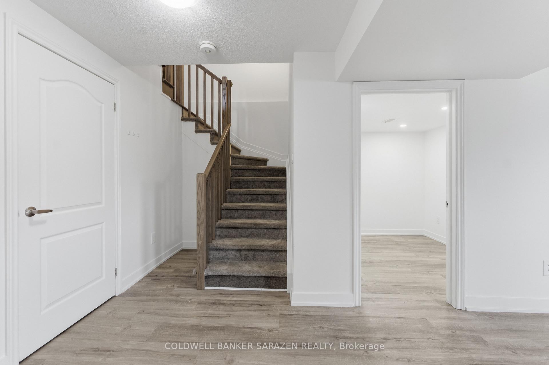 Photo 27 of 300 ibanez Walk, Ottawa, Leitrim — HOMEH